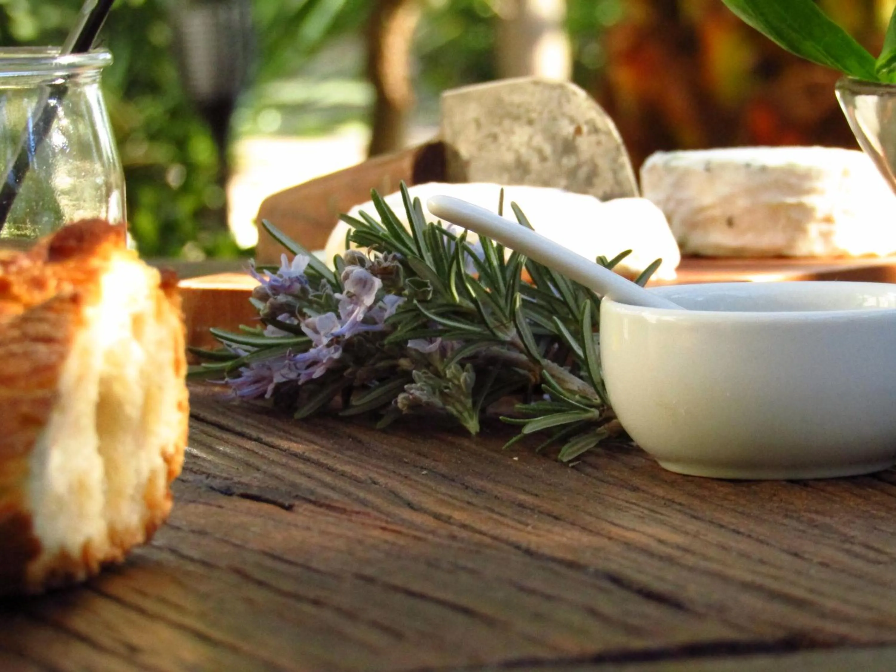 Restaurant/places to eat in La Bastide de Canaules