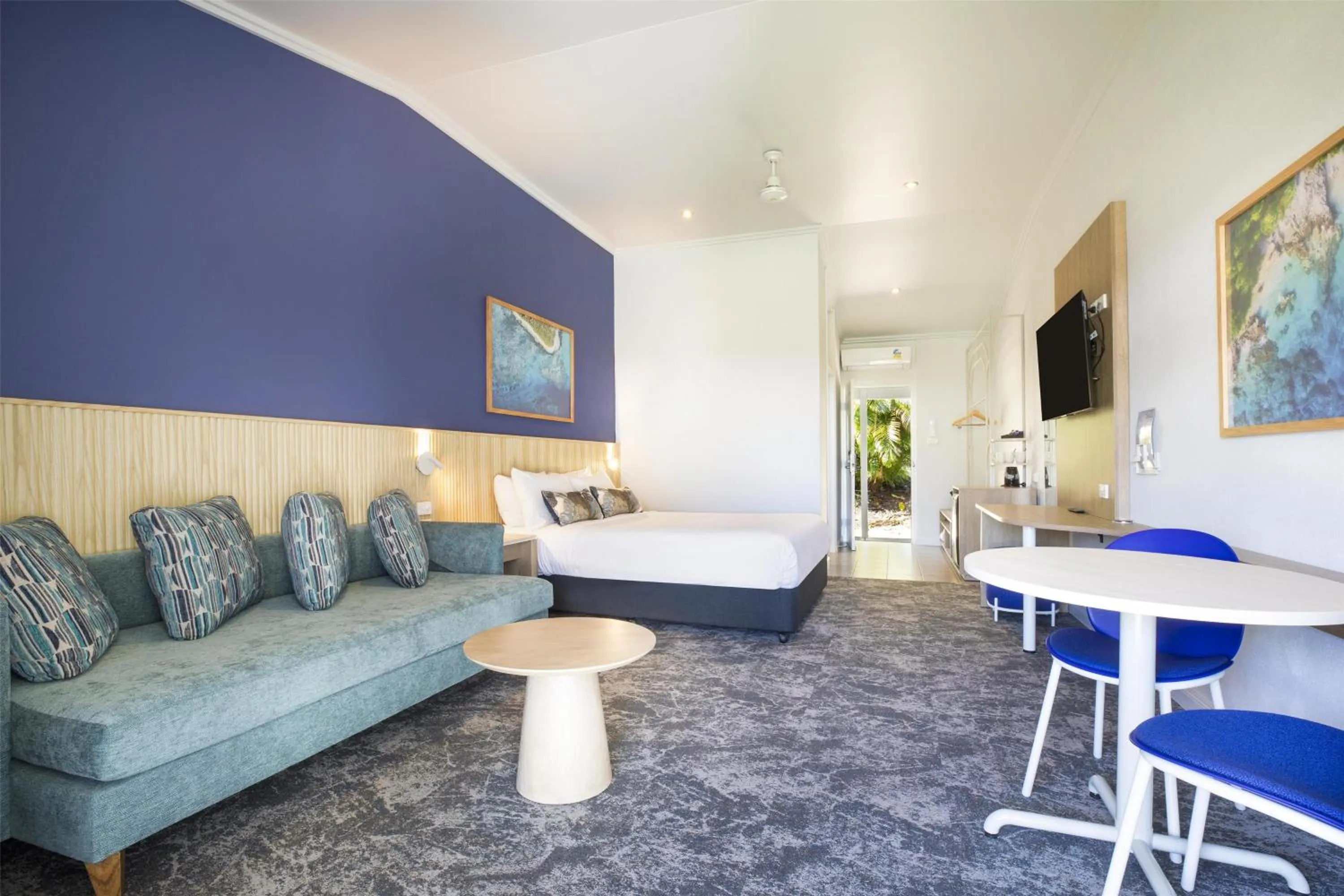 Bedroom in Nightelier Mission Beach