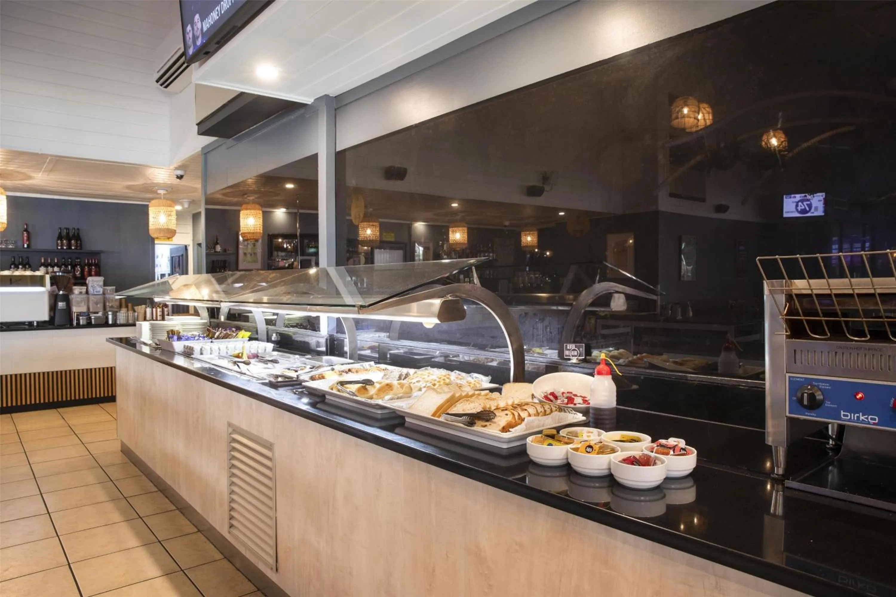 Breakfast in Nightelier Mission Beach