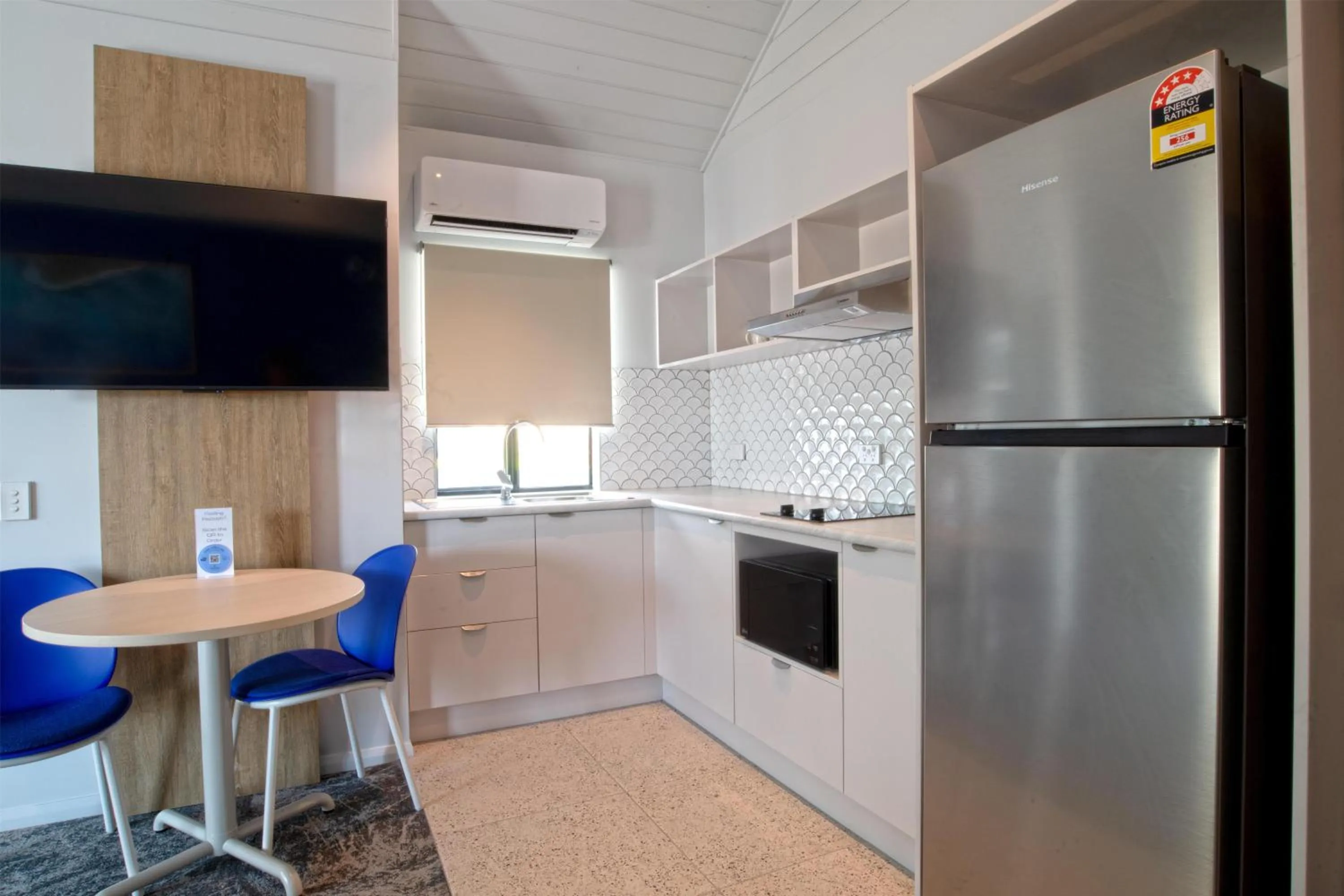 Kitchen or kitchenette in Nightelier Mission Beach