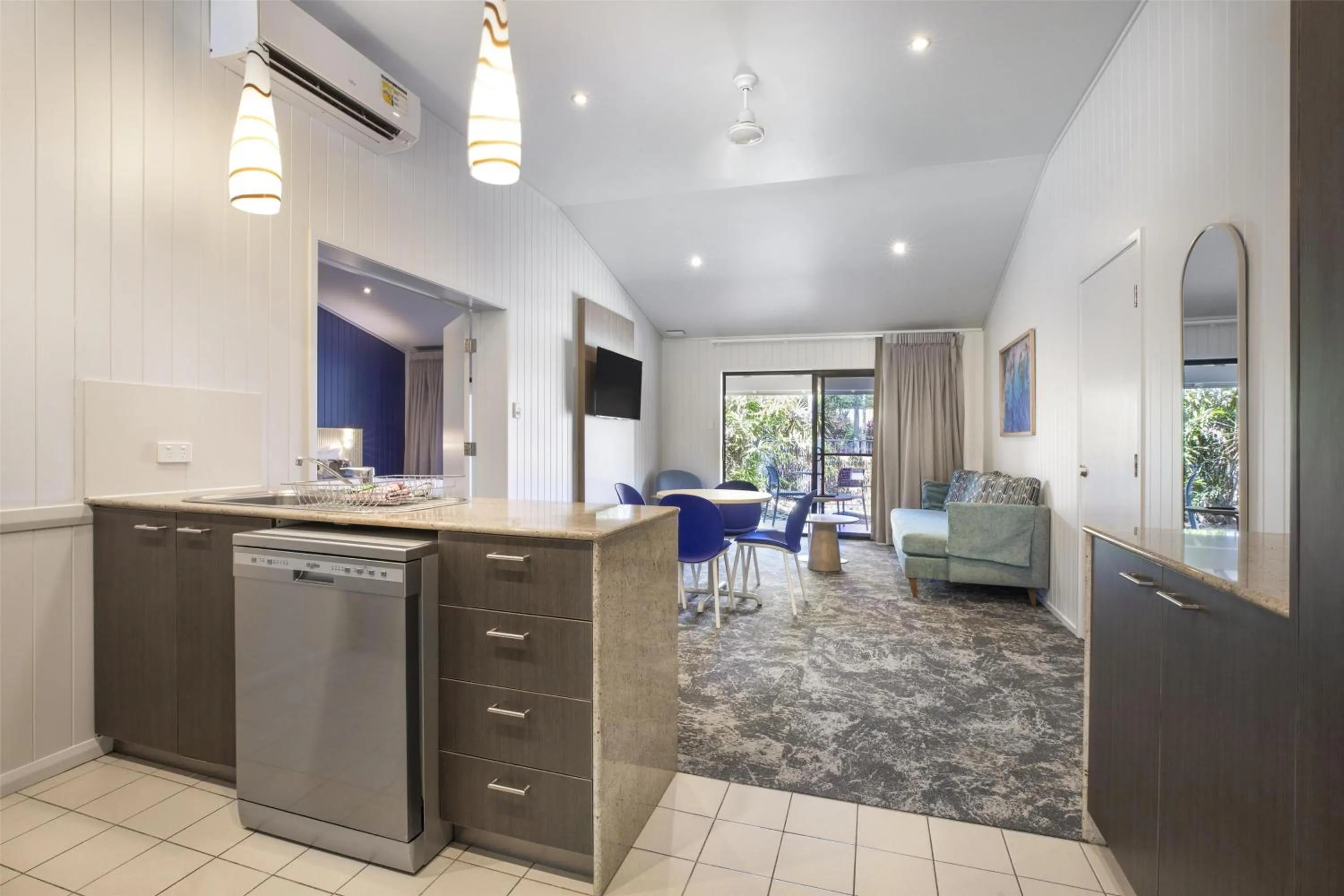 Kitchen or kitchenette in Nightelier Mission Beach