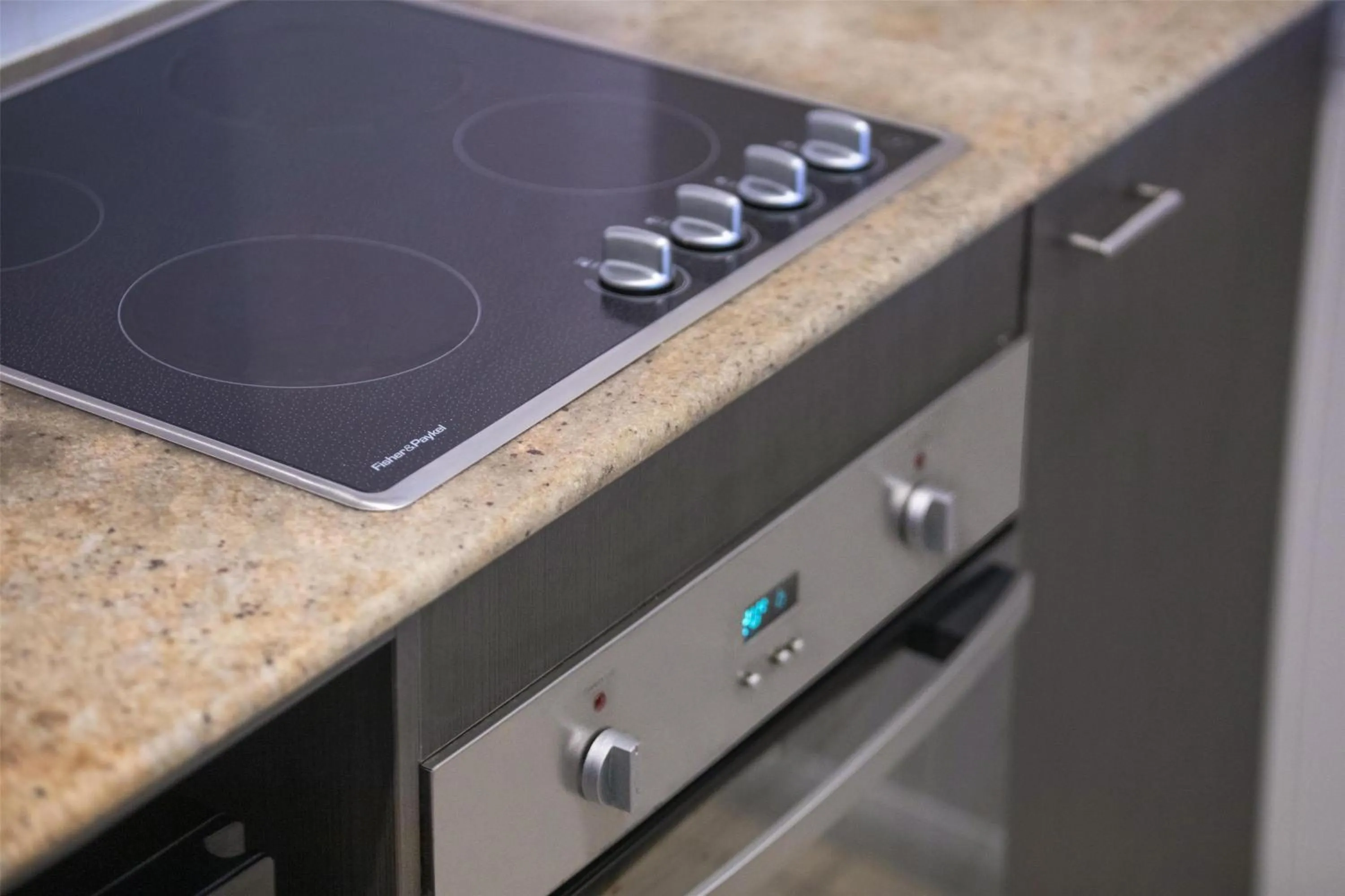 Kitchen or kitchenette in Nightelier Mission Beach