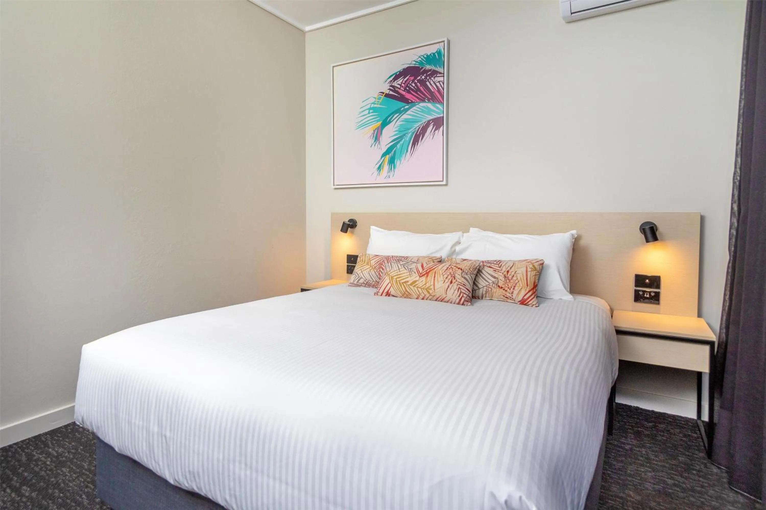 Bedroom, Bed in Nightcap at Springwood Hotel