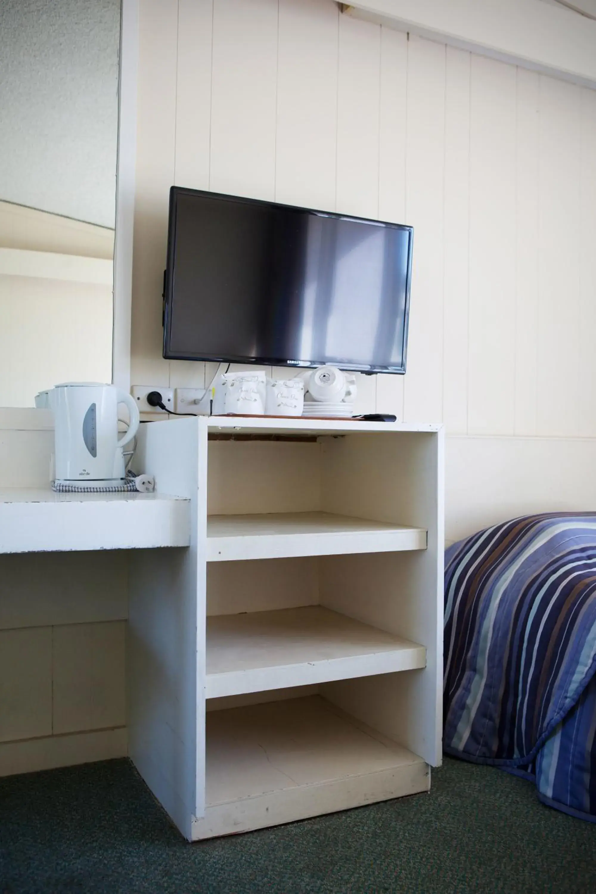 TV and multimedia, Bed in Sunnybank Hotel Brisbane TV and multimedia, Bed in Sunnybank Hotel Brisbane