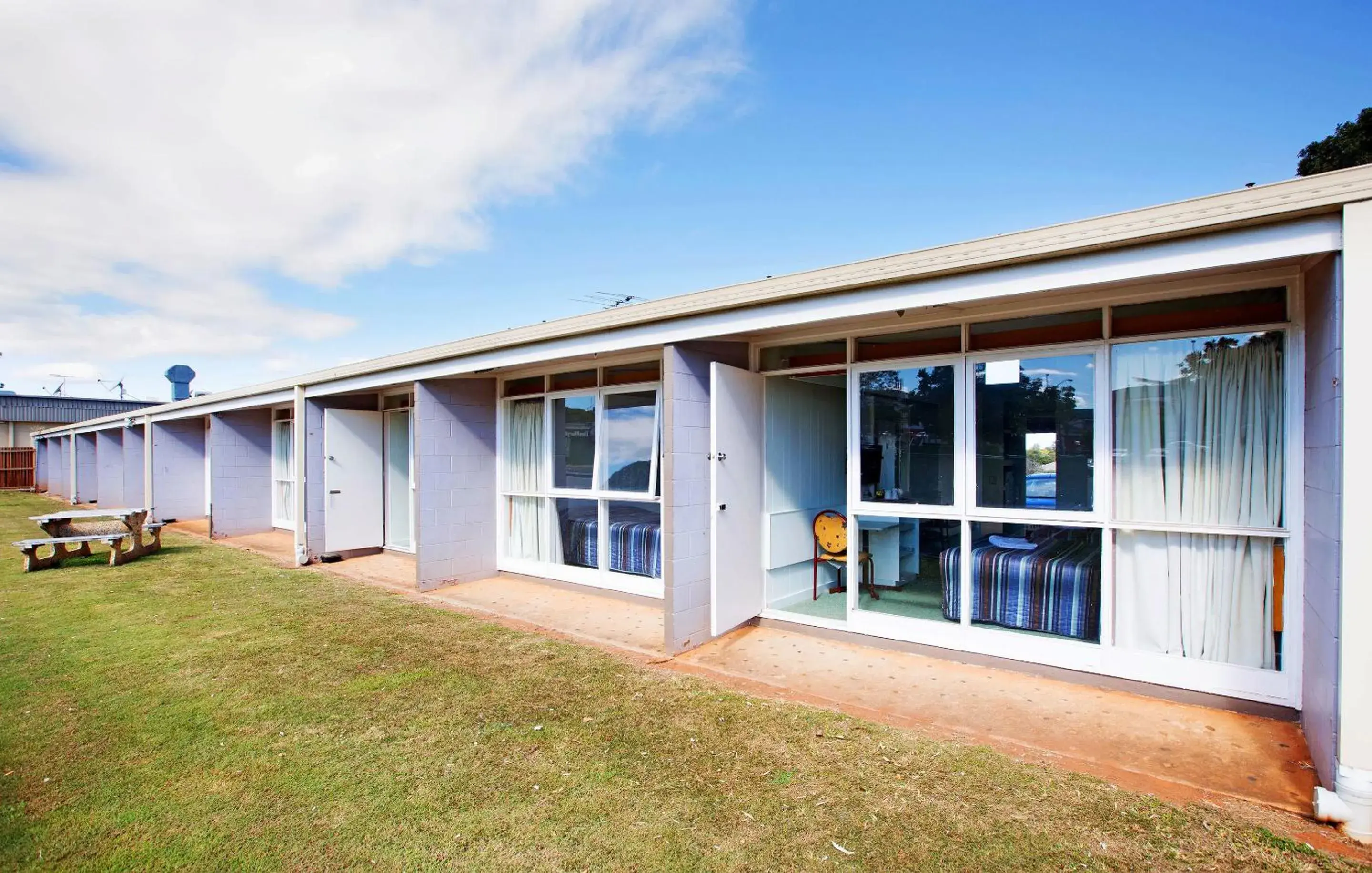 Property building in Sunnybank Hotel Brisbane Property building in Sunnybank Hotel Brisbane