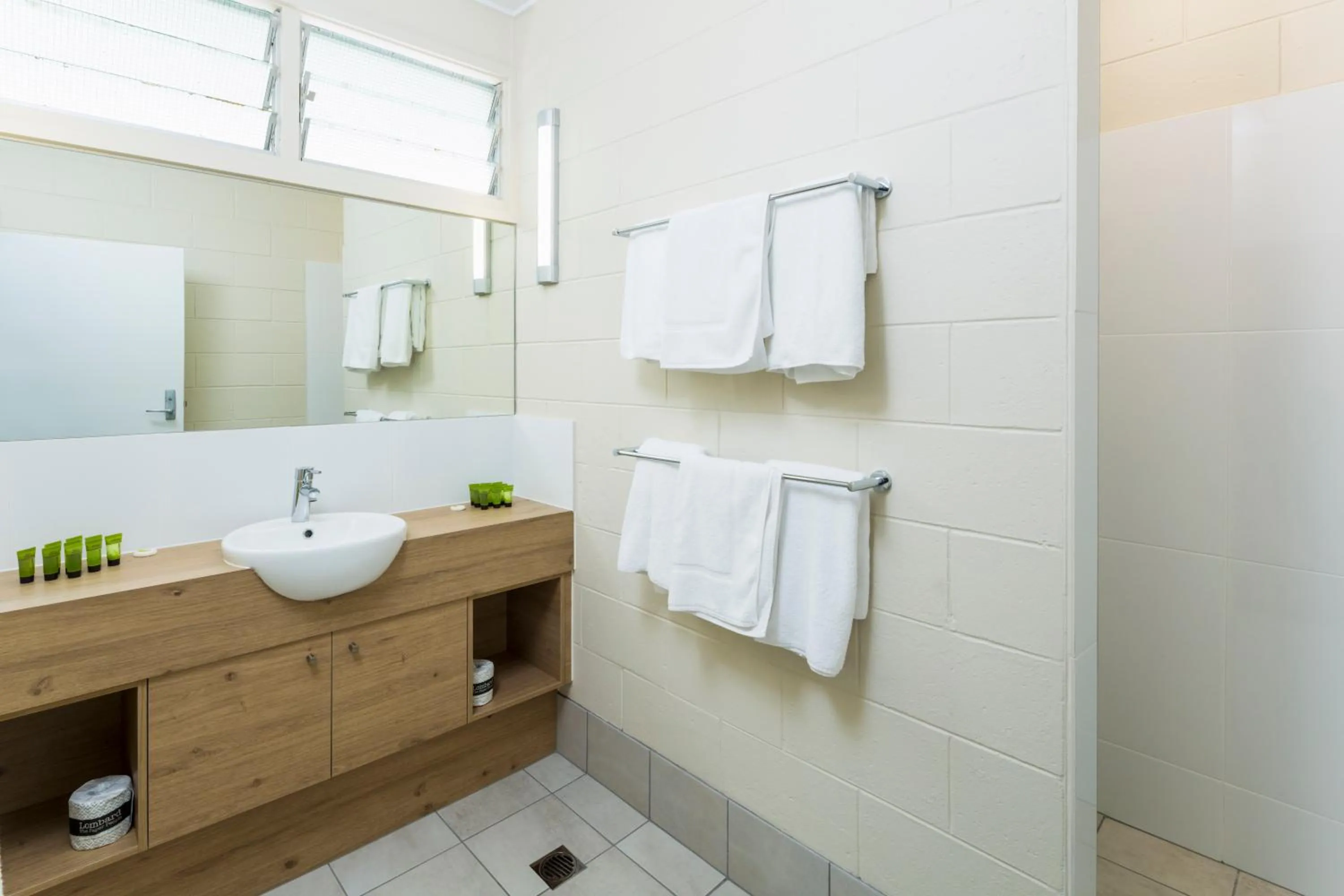 Bathroom in Nightcap at Edge Hill Tavern