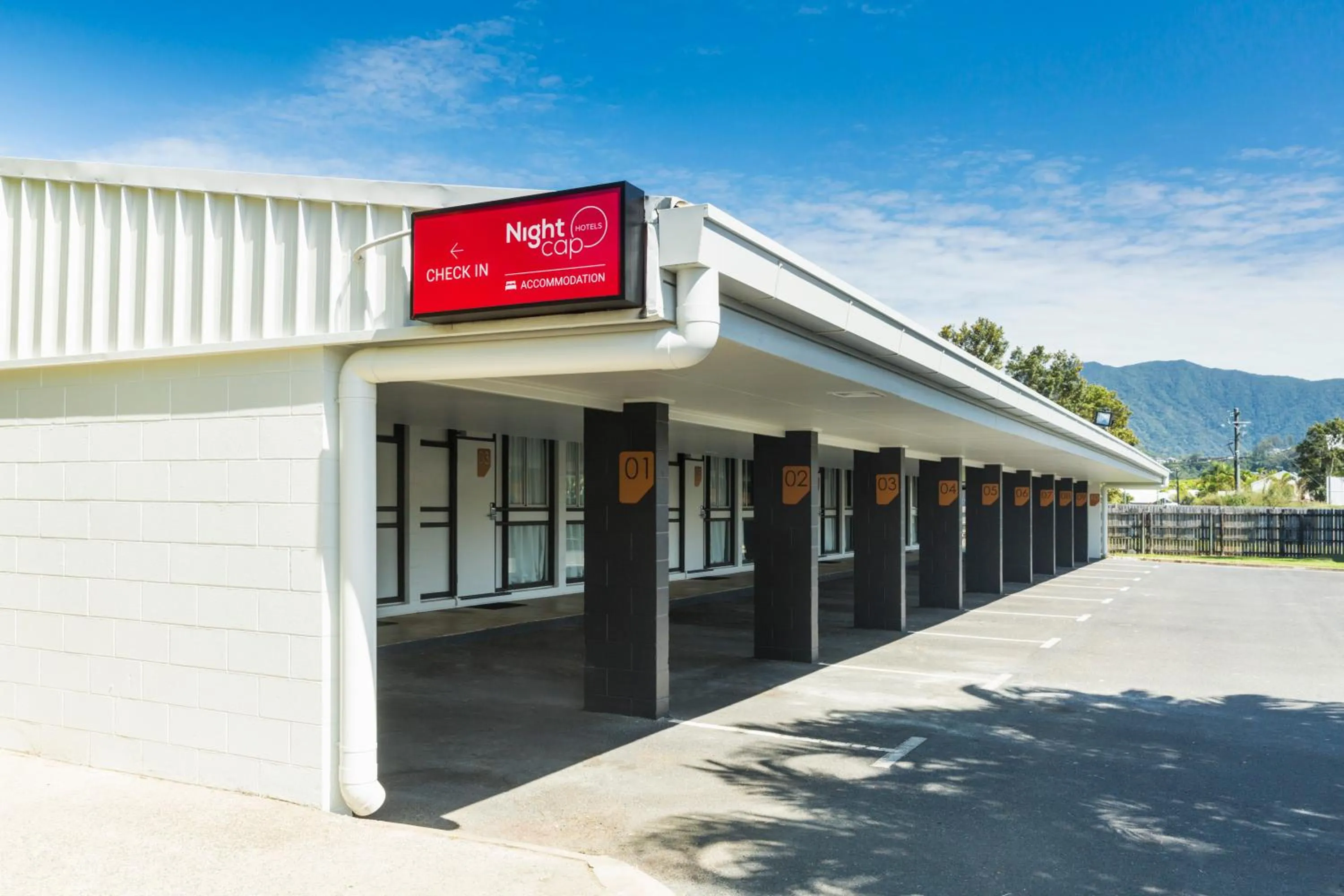Facade/entrance in Nightcap at Edge Hill Tavern