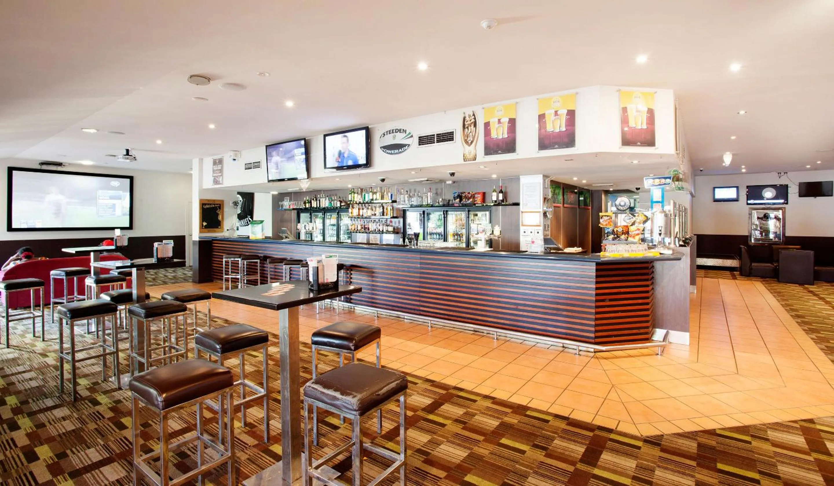 Lounge or bar in Nightcap at Edge Hill Tavern