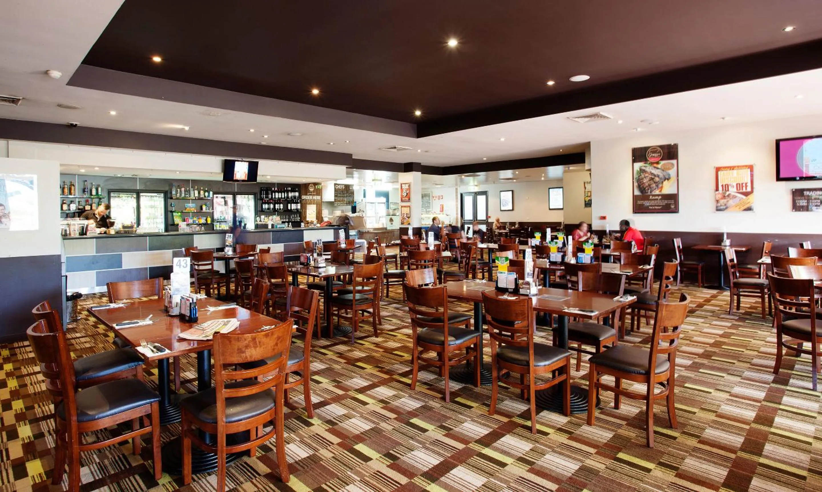 Restaurant/places to eat in Nightcap at Edge Hill Tavern