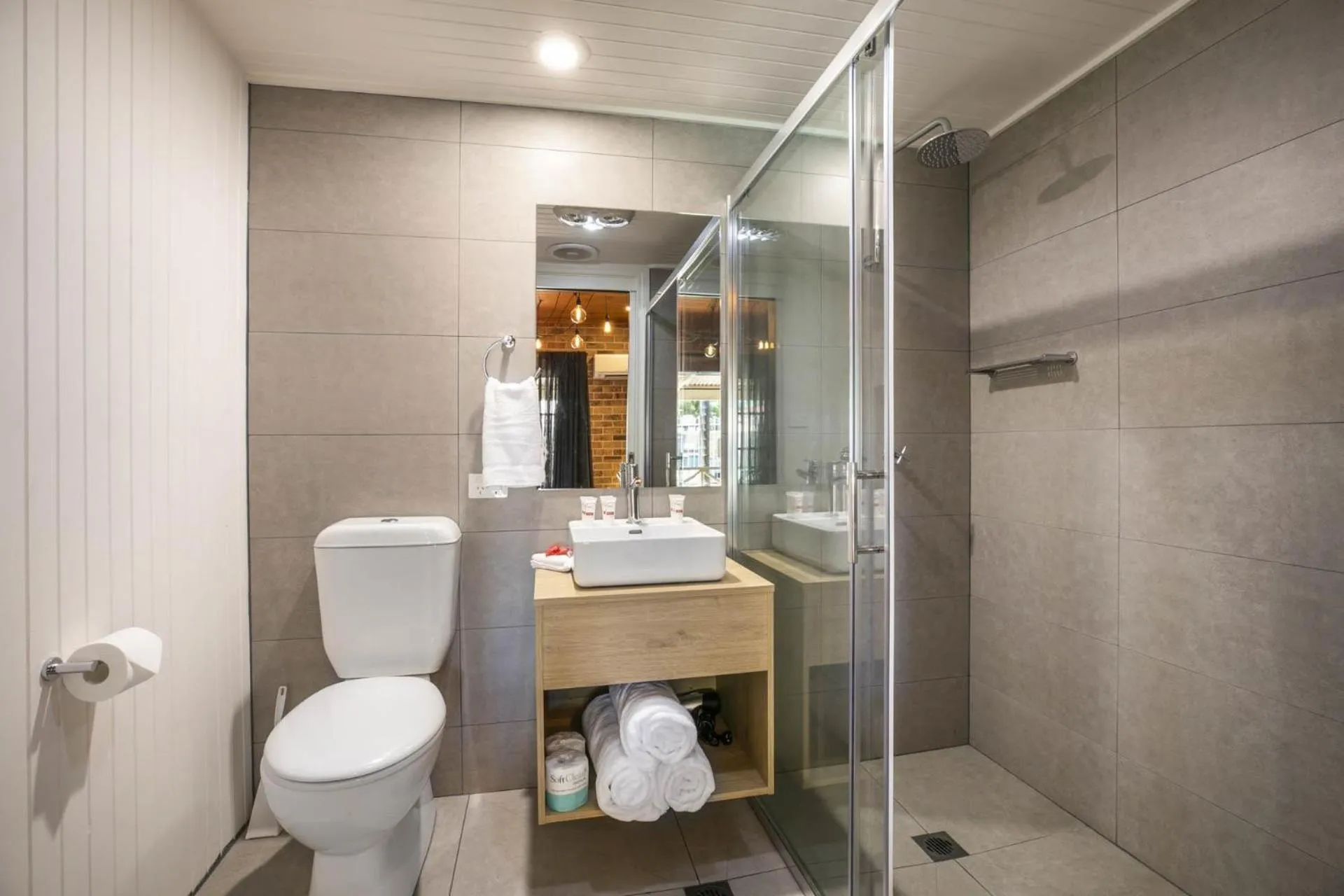 Bathroom in Nightcap at Macquarie Inn