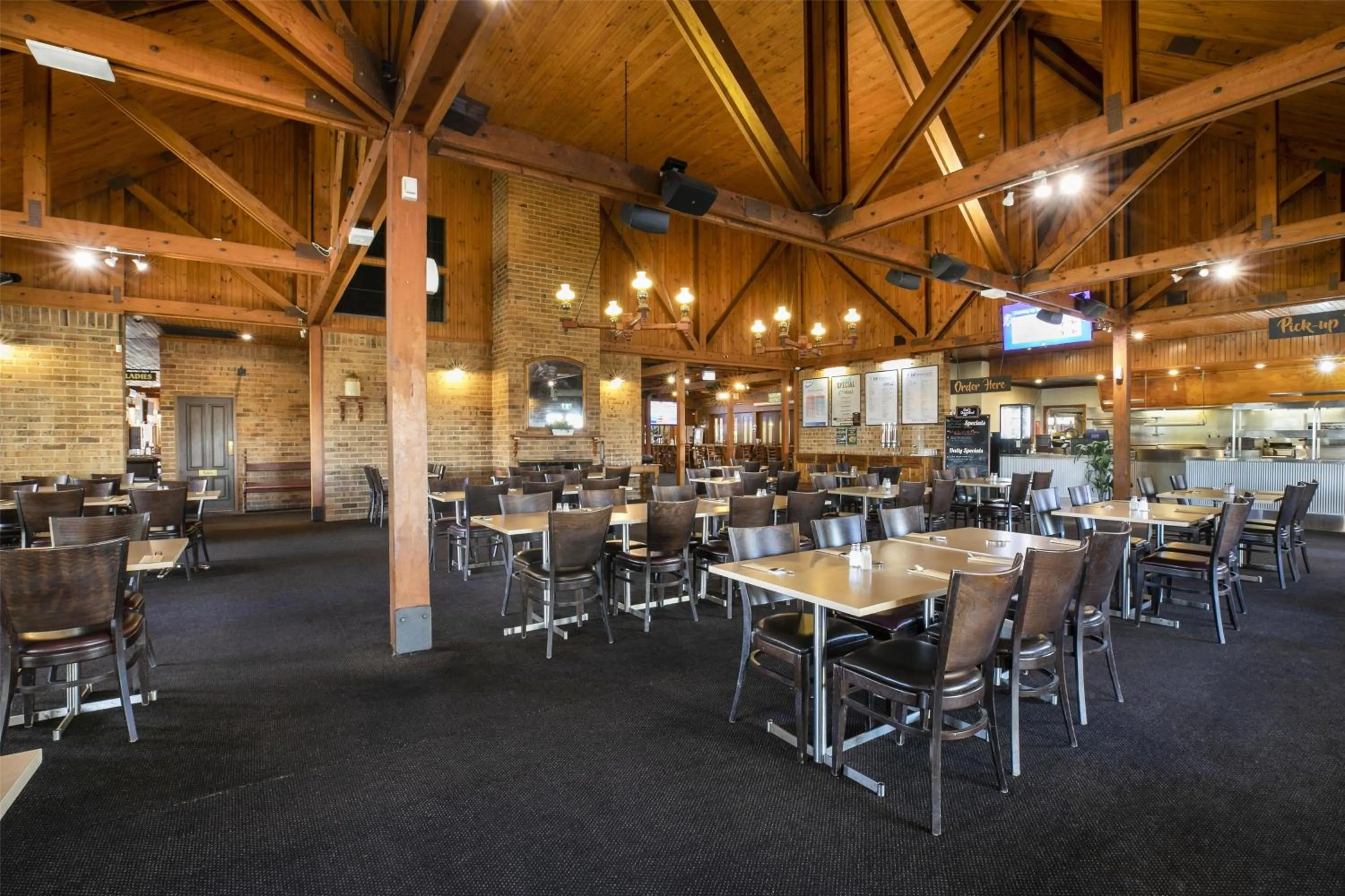 Restaurant/places to eat in Nightcap at Macquarie Inn