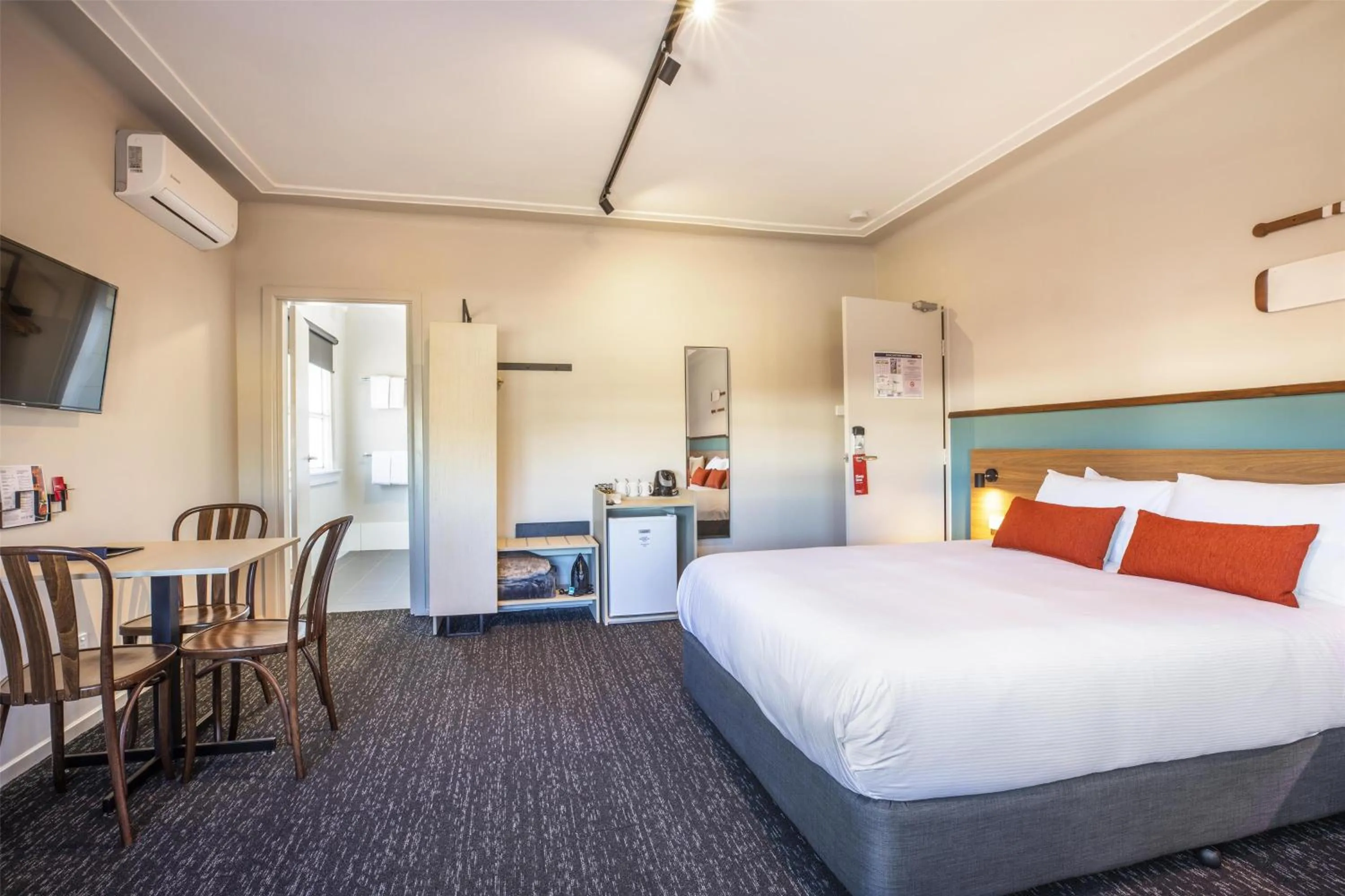 Bedroom, Bed in Nightcap at Ocean Beach Hotel