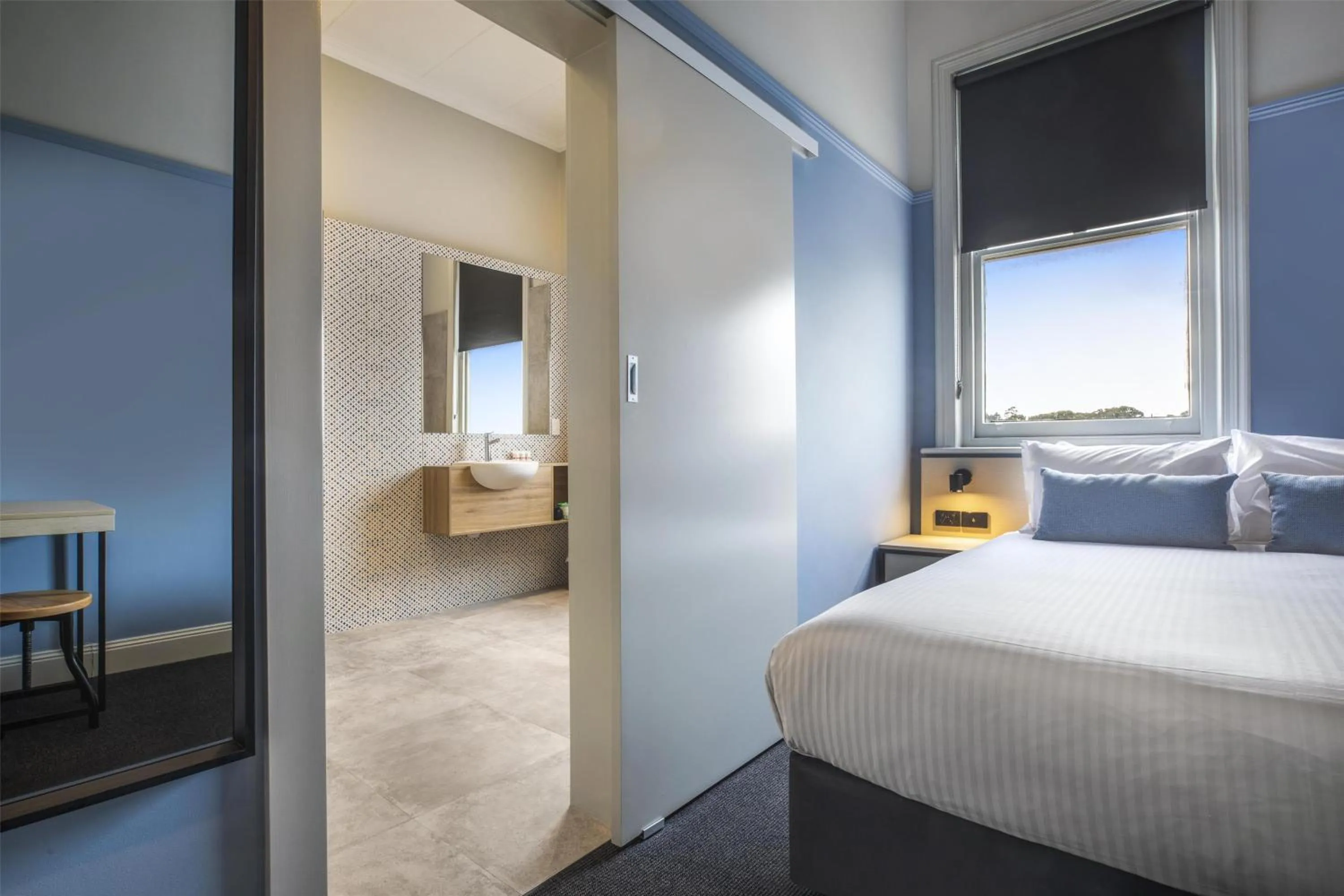 Bedroom, Bed in Nightcap at Federal Hotel Mt Gambier