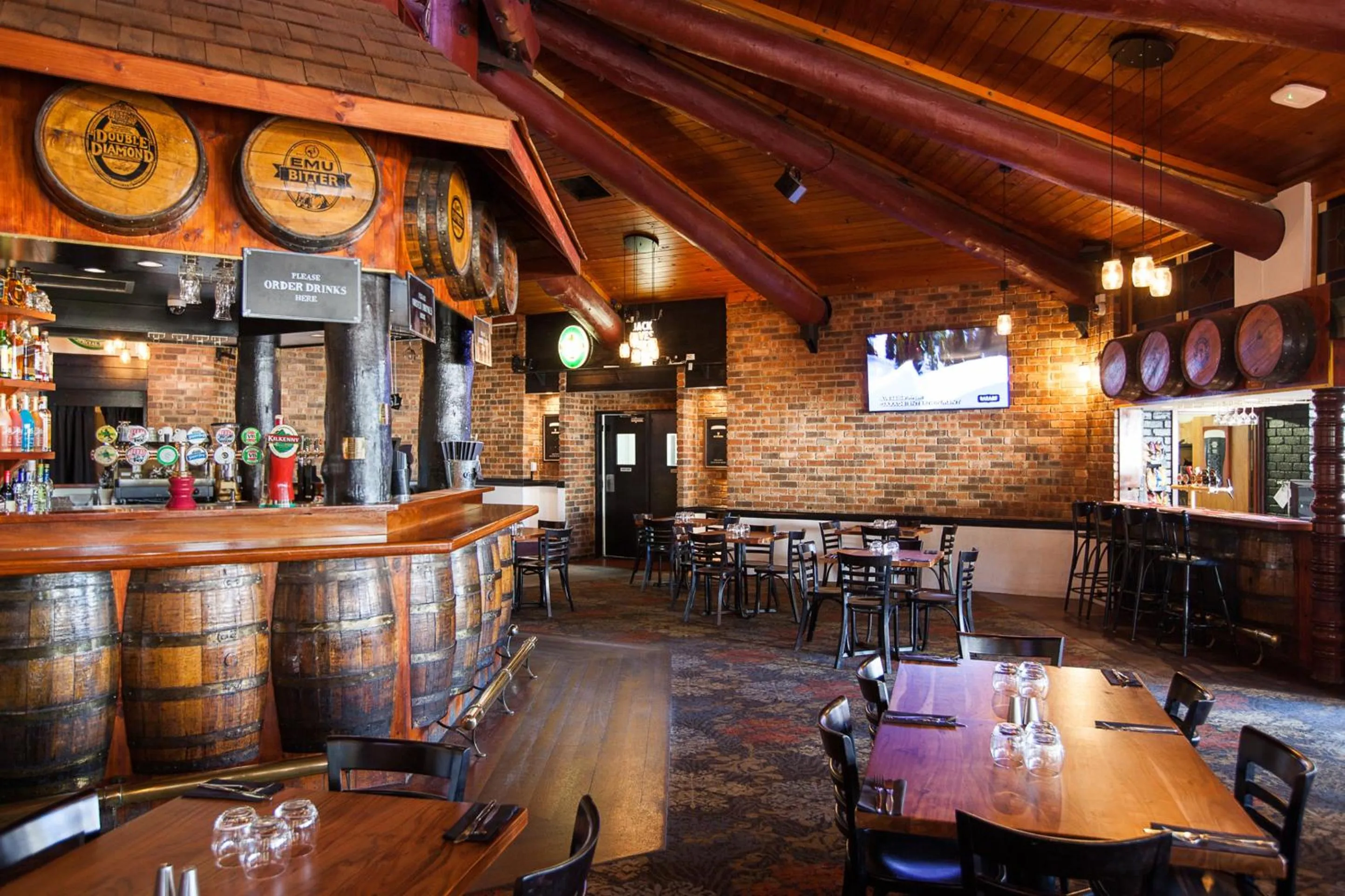 Restaurant/places to eat in Leisure Inn Hotel Rockingham