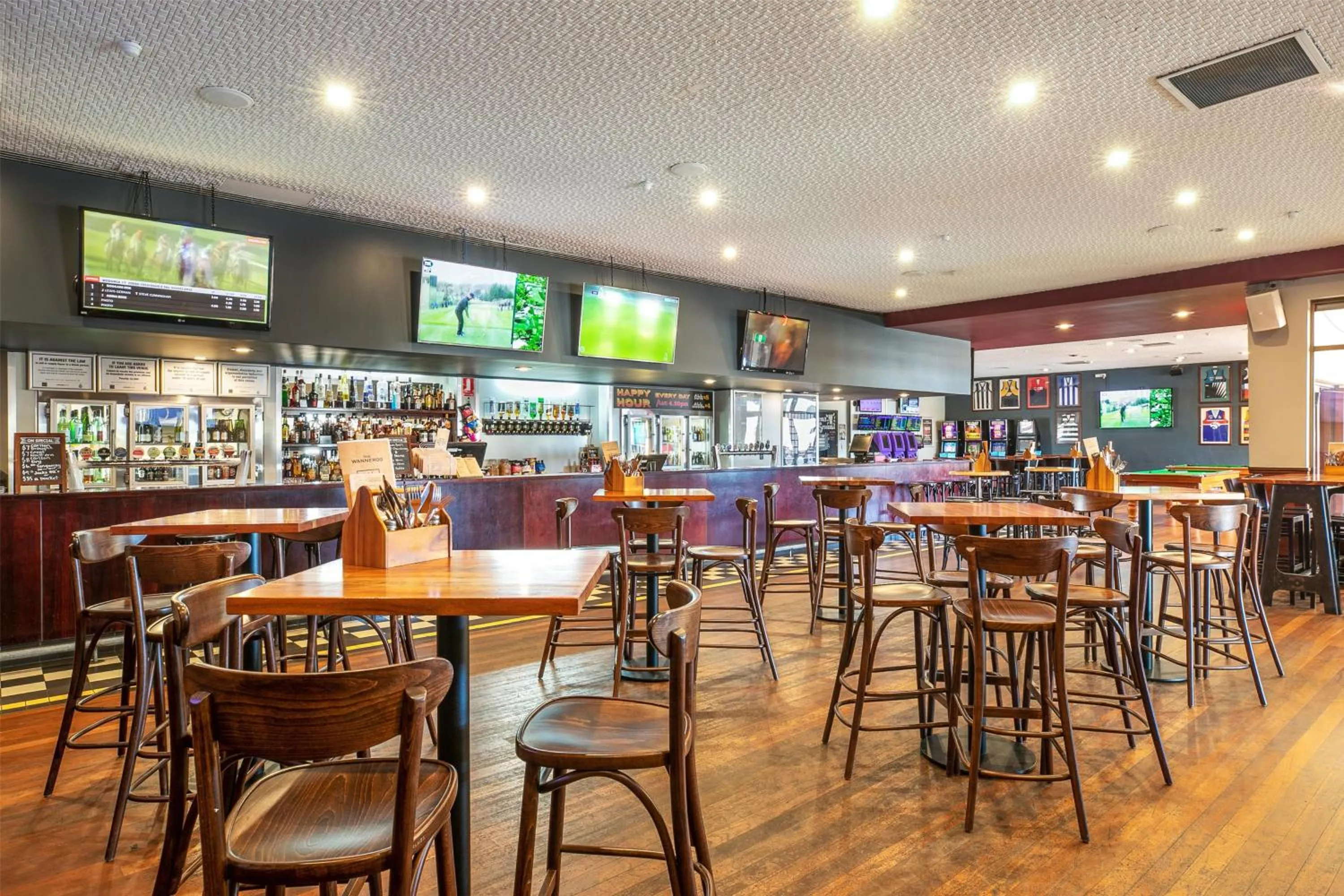 Lounge or bar in Nightcap at Wanneroo Tavern