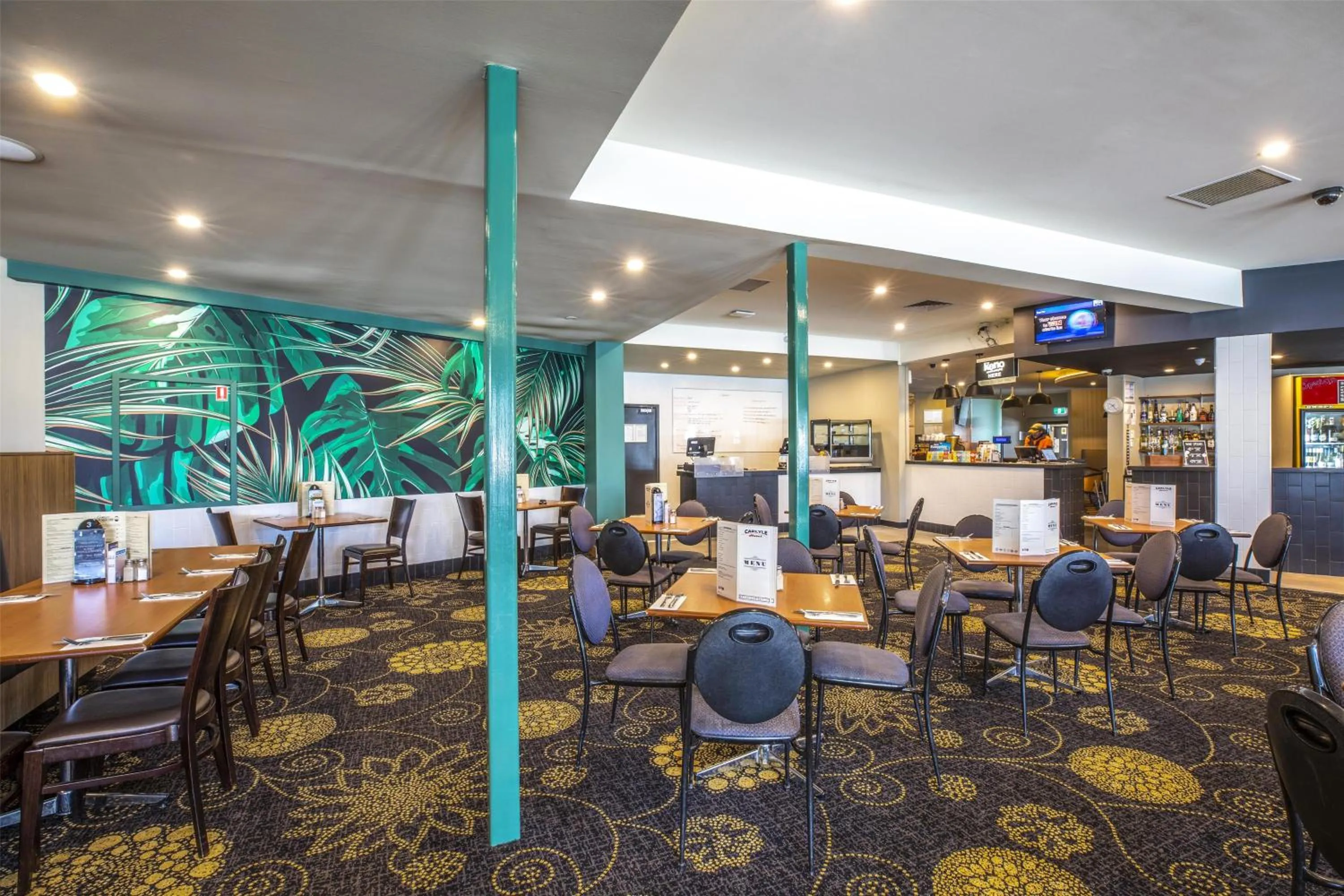 Food and drinks in Nightcap at Carlyle Hotel