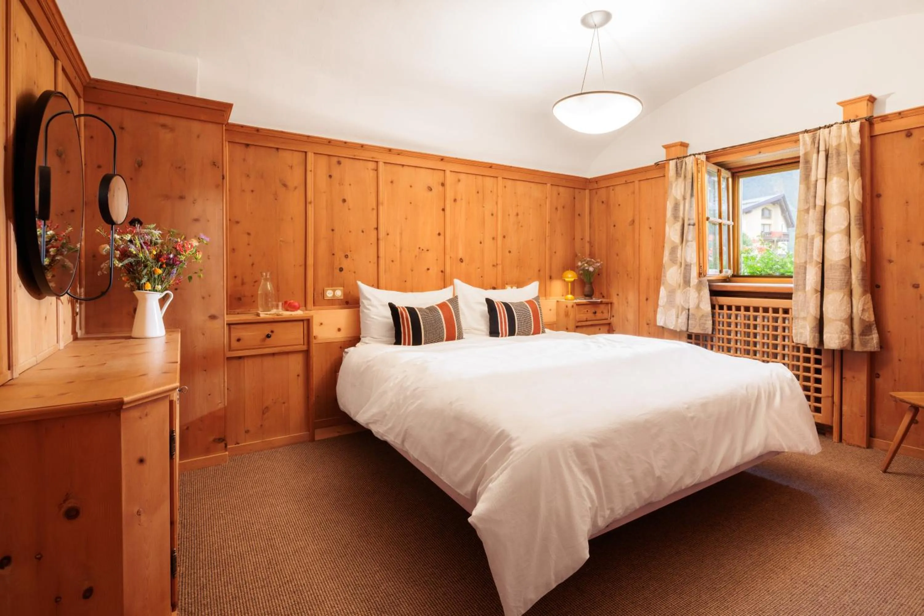 Bed in Hotel Chesa Rosatsch - Home of Food