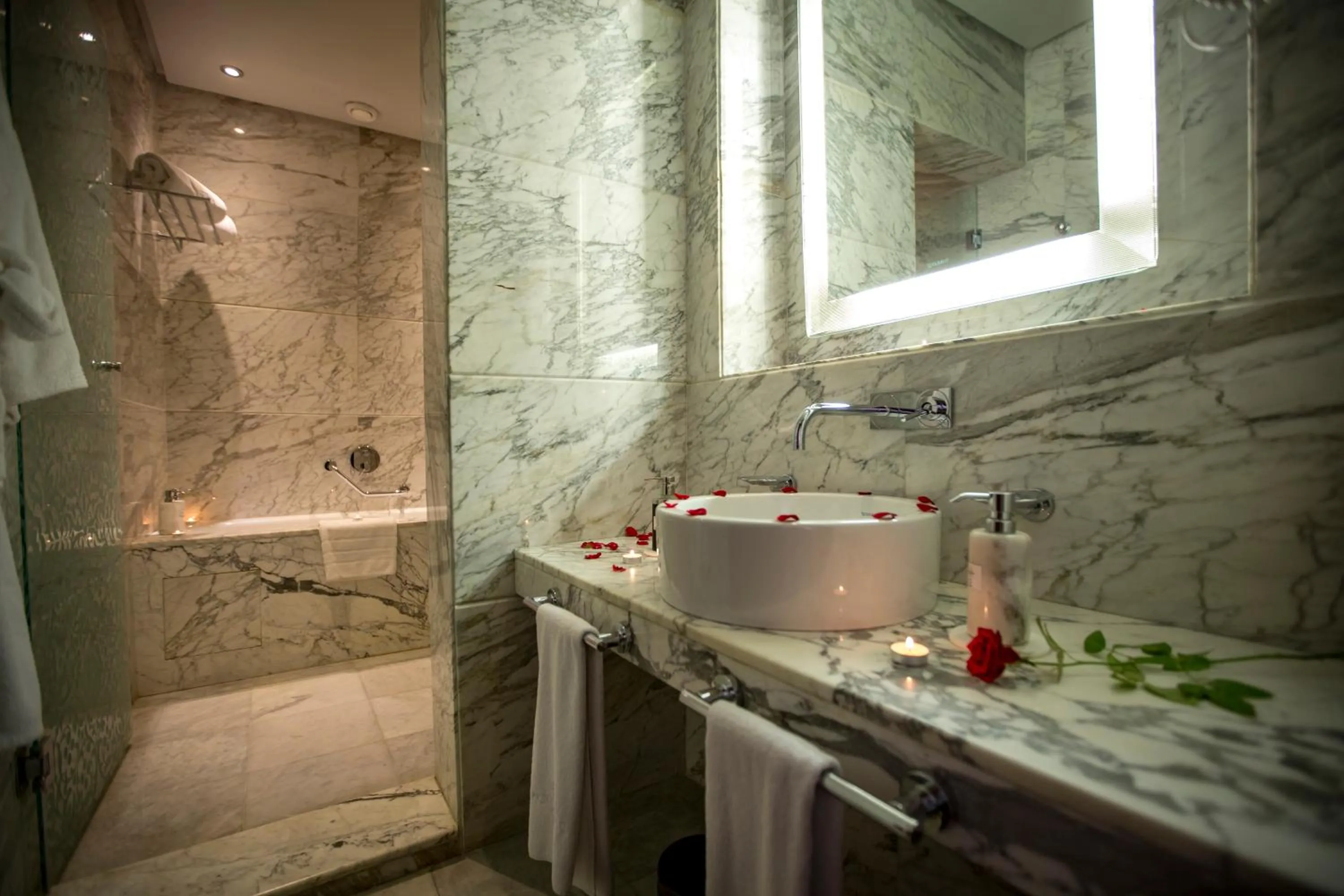 Bathroom in Hotel Atlantic Agdal