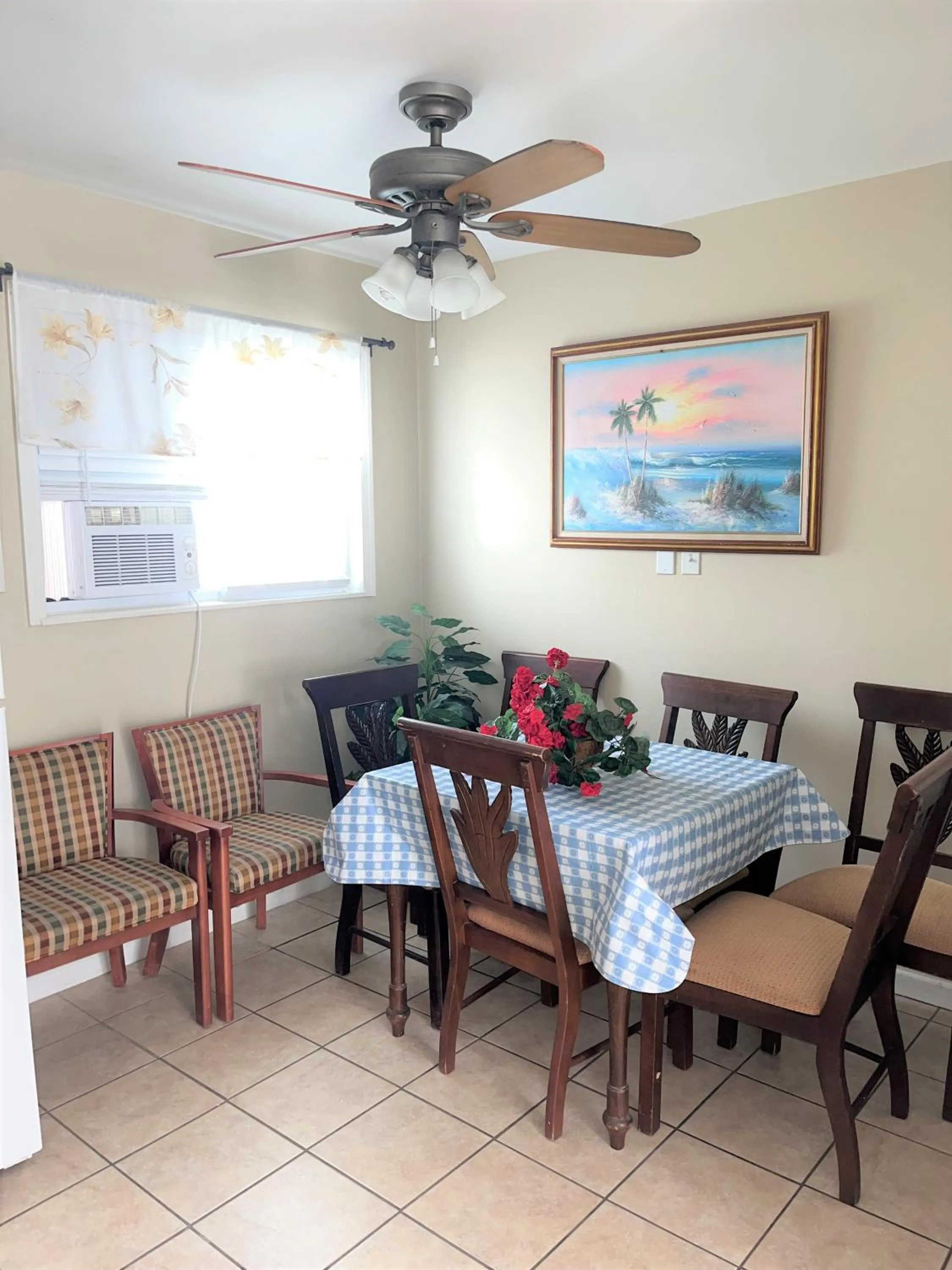 Dining area in ELIS APARTMENT