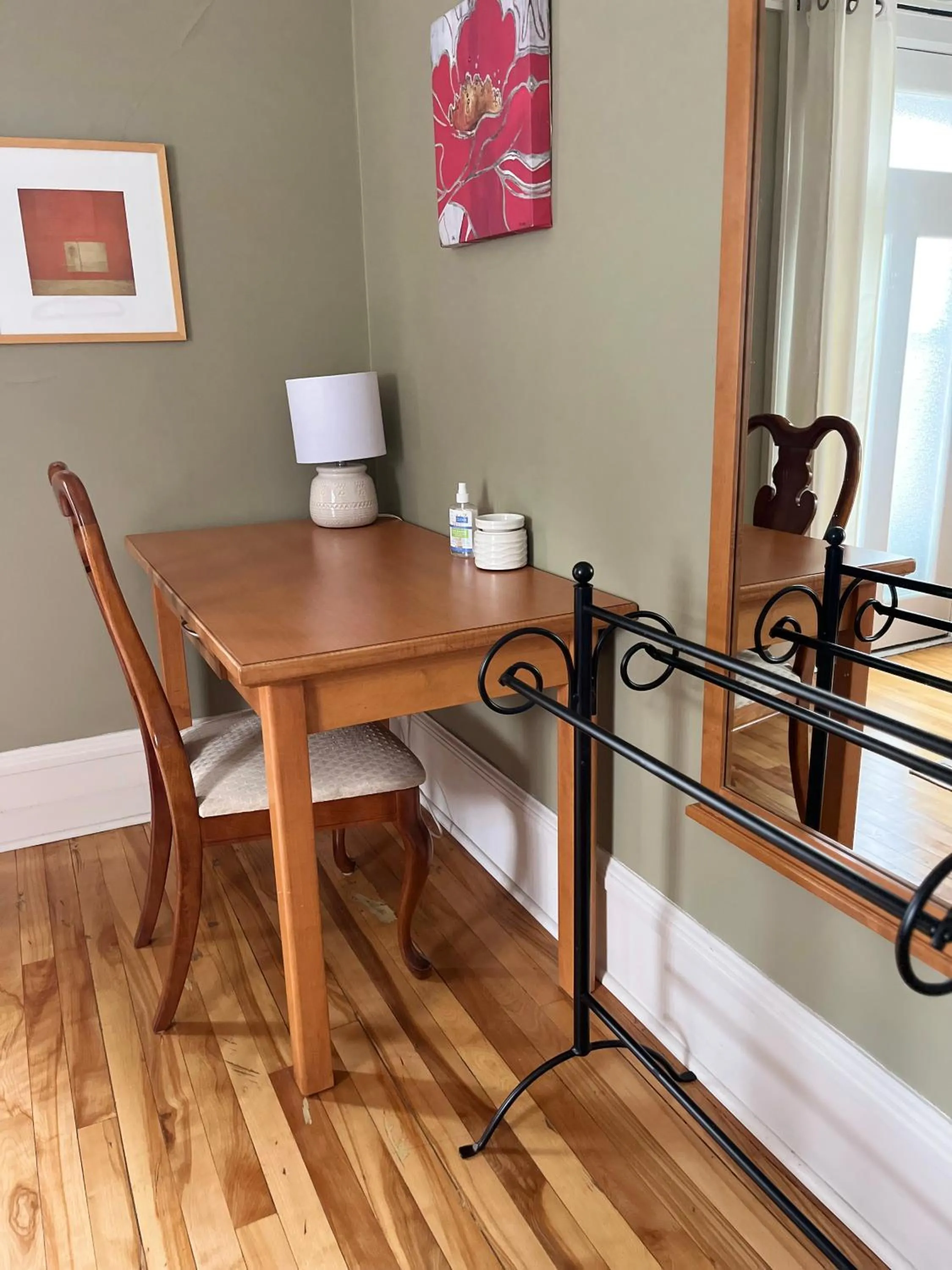 hair dresser in Stirling House