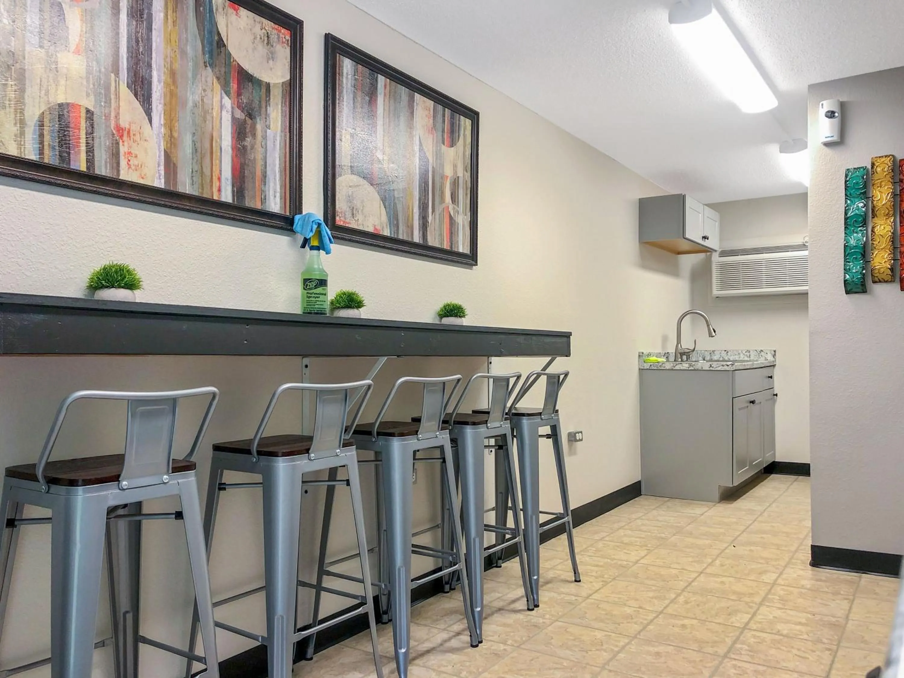 Communal kitchen in Gatlinburg View Lodge