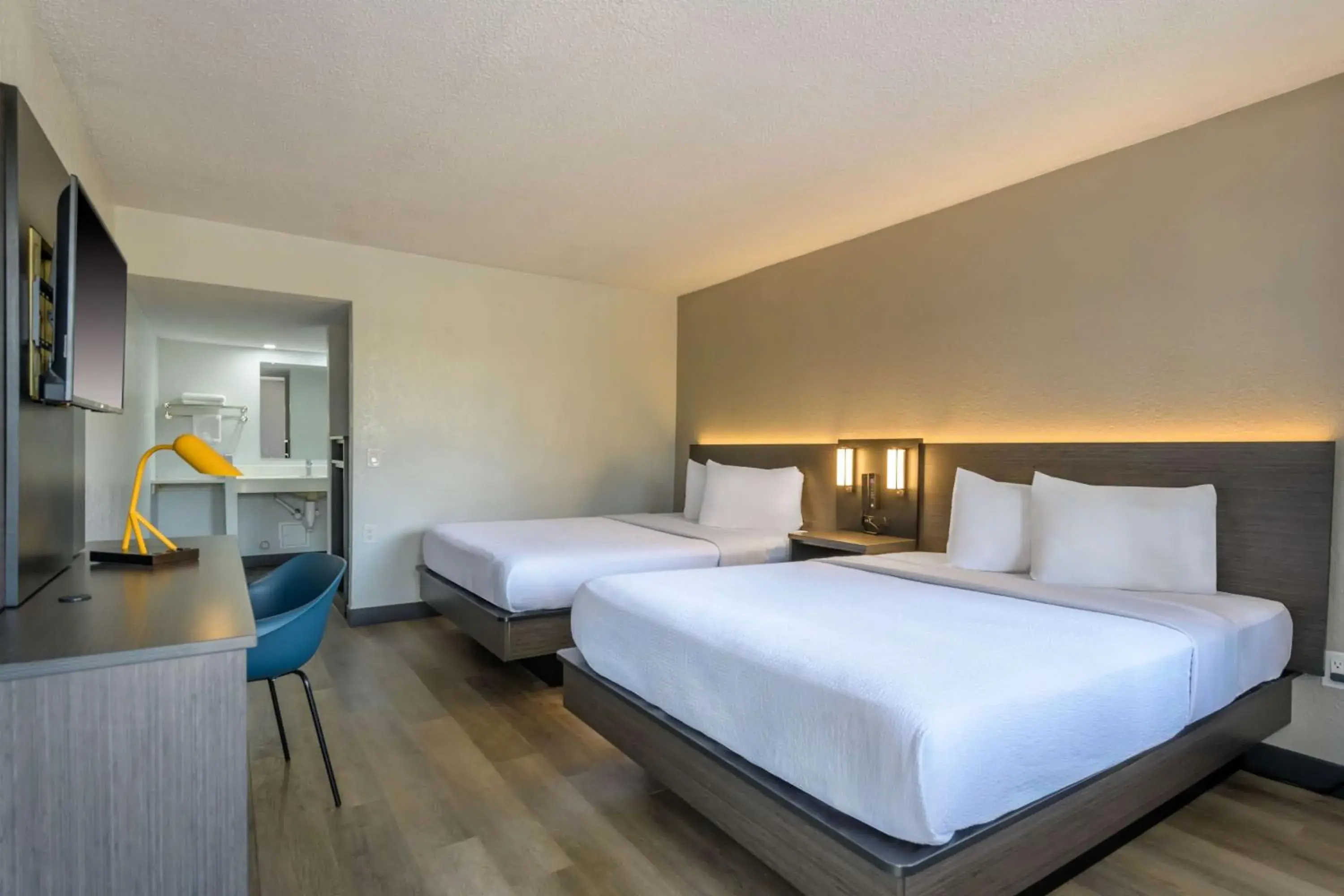 Bedroom, Bed in Motel 6-Ocala, FL - Conference Center Bedroom, Bed in Motel 6-Ocala, FL - Conference Center