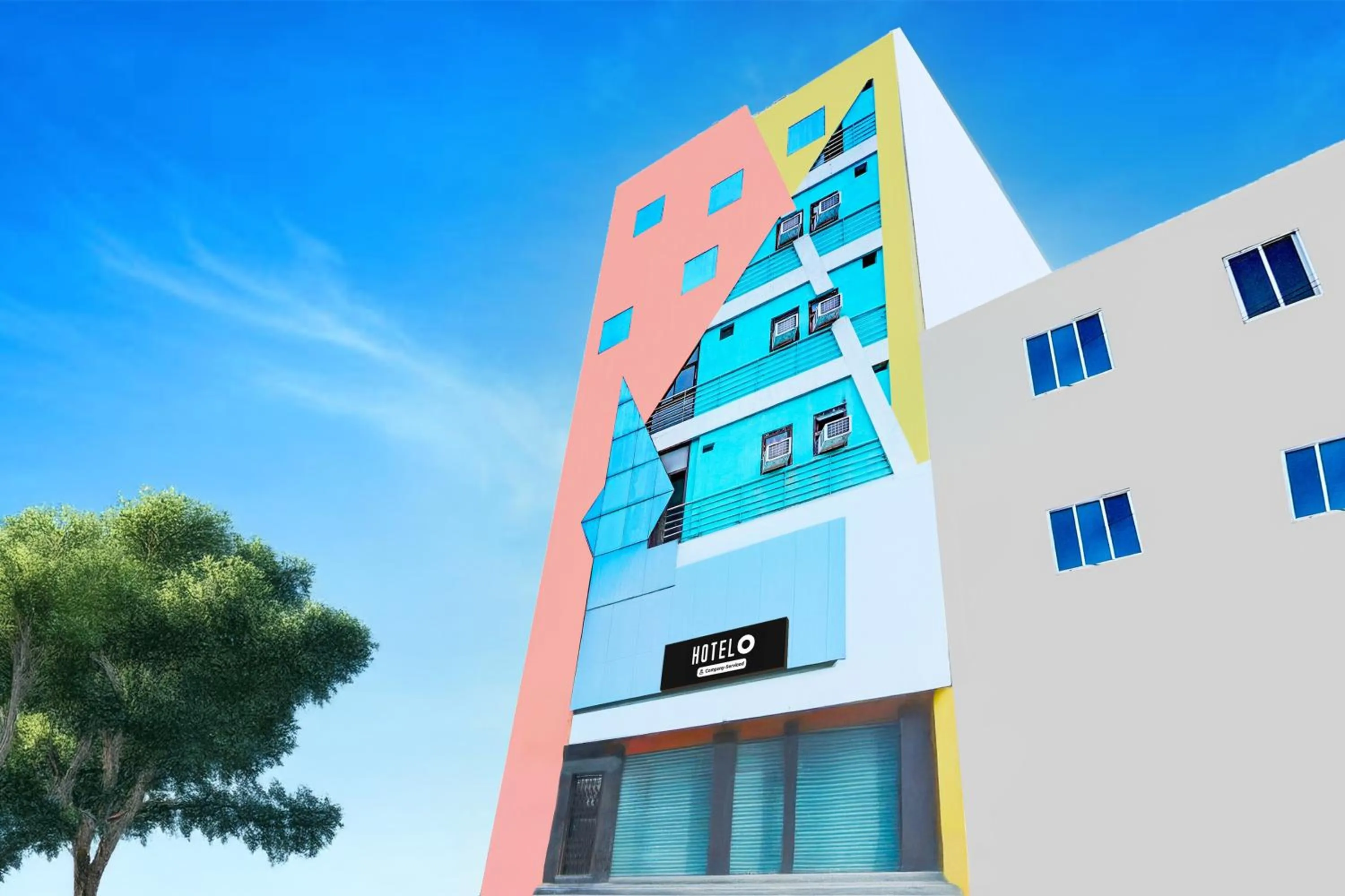 Facade/entrance in Super Hotel O Karimnagar