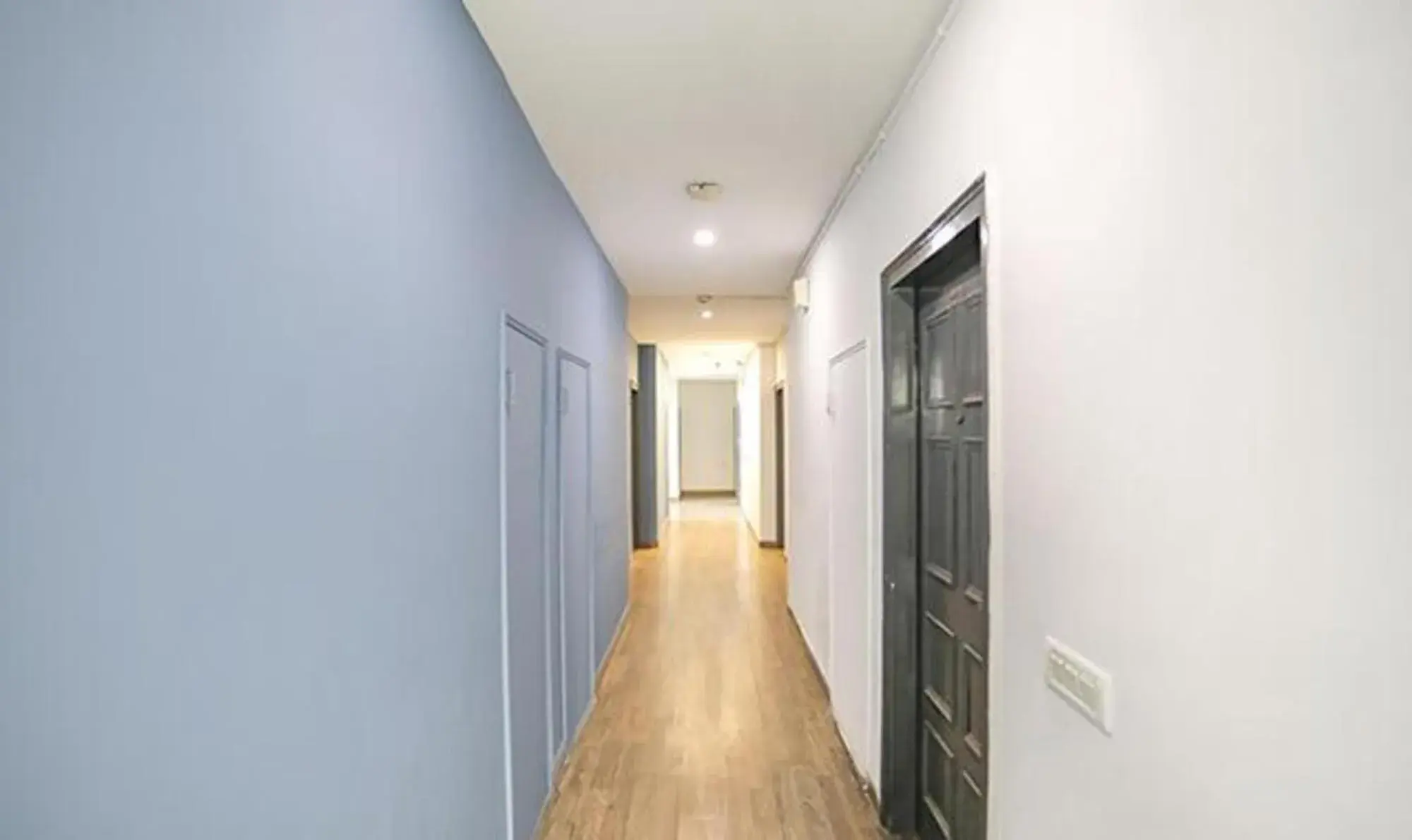 Lobby or reception in FabHotel F9 Sector 51 Lobby or reception in FabHotel F9 Sector 51