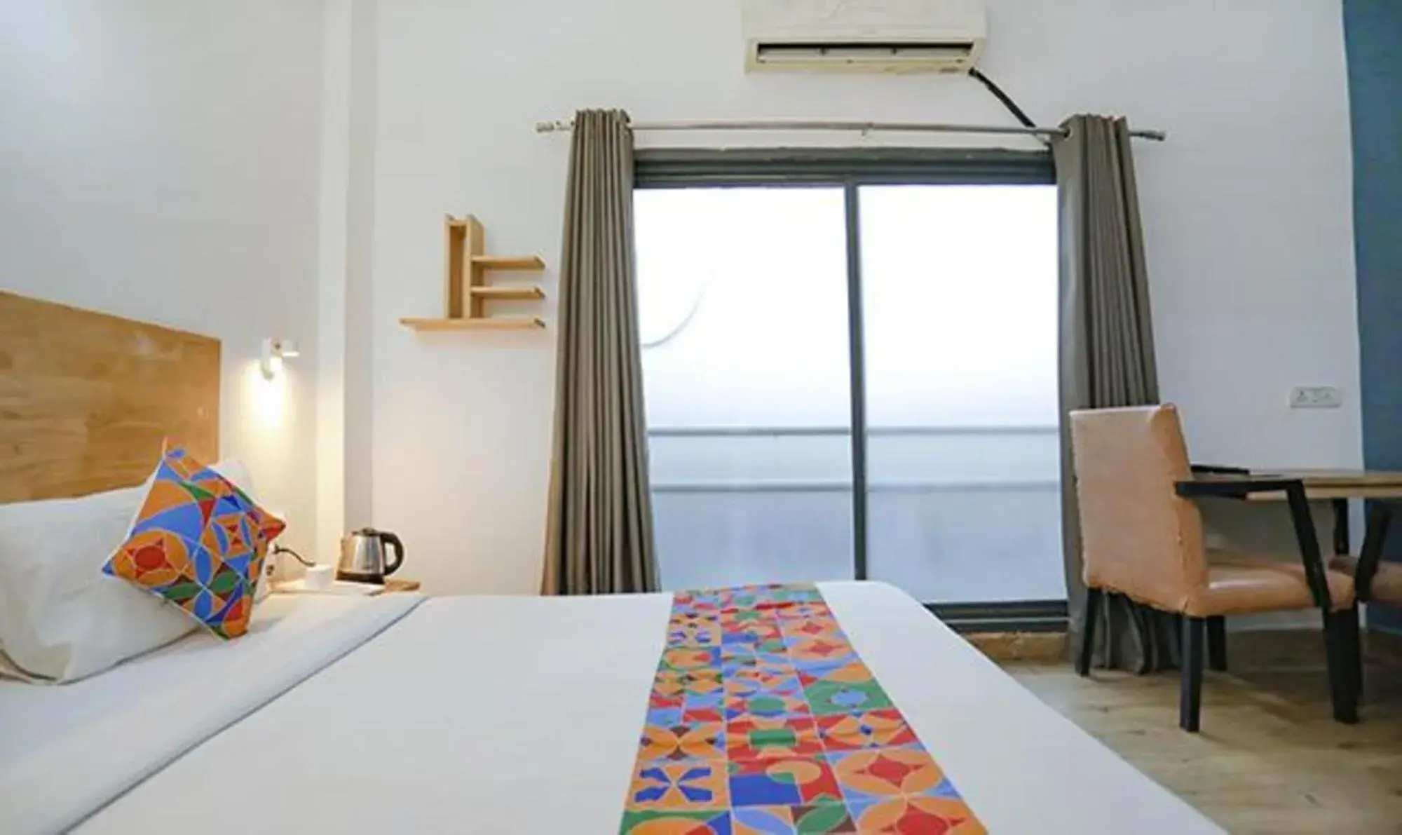 Bed in FabHotel F9 Sector 51 Bed in FabHotel F9 Sector 51