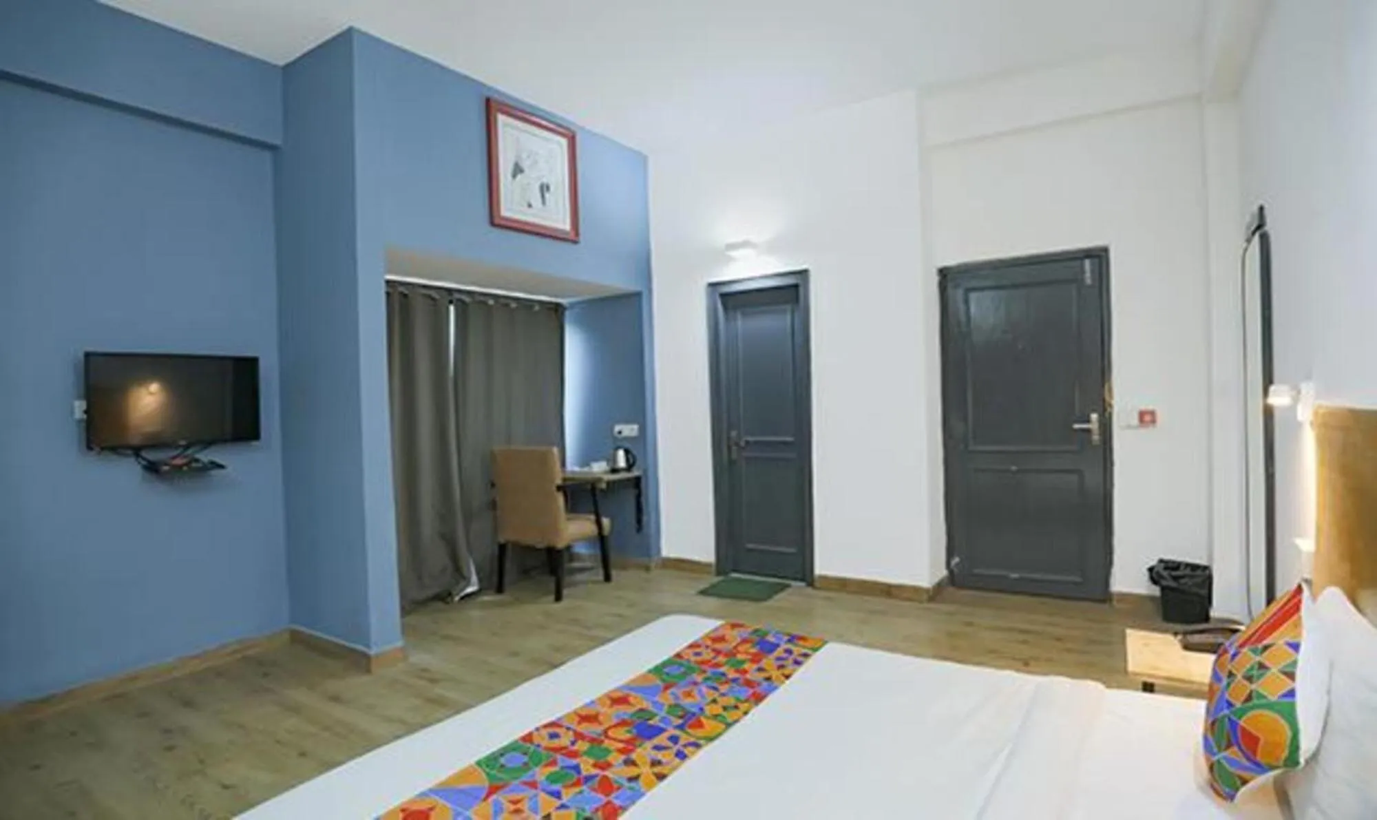 Bed in FabHotel F9 Sector 51