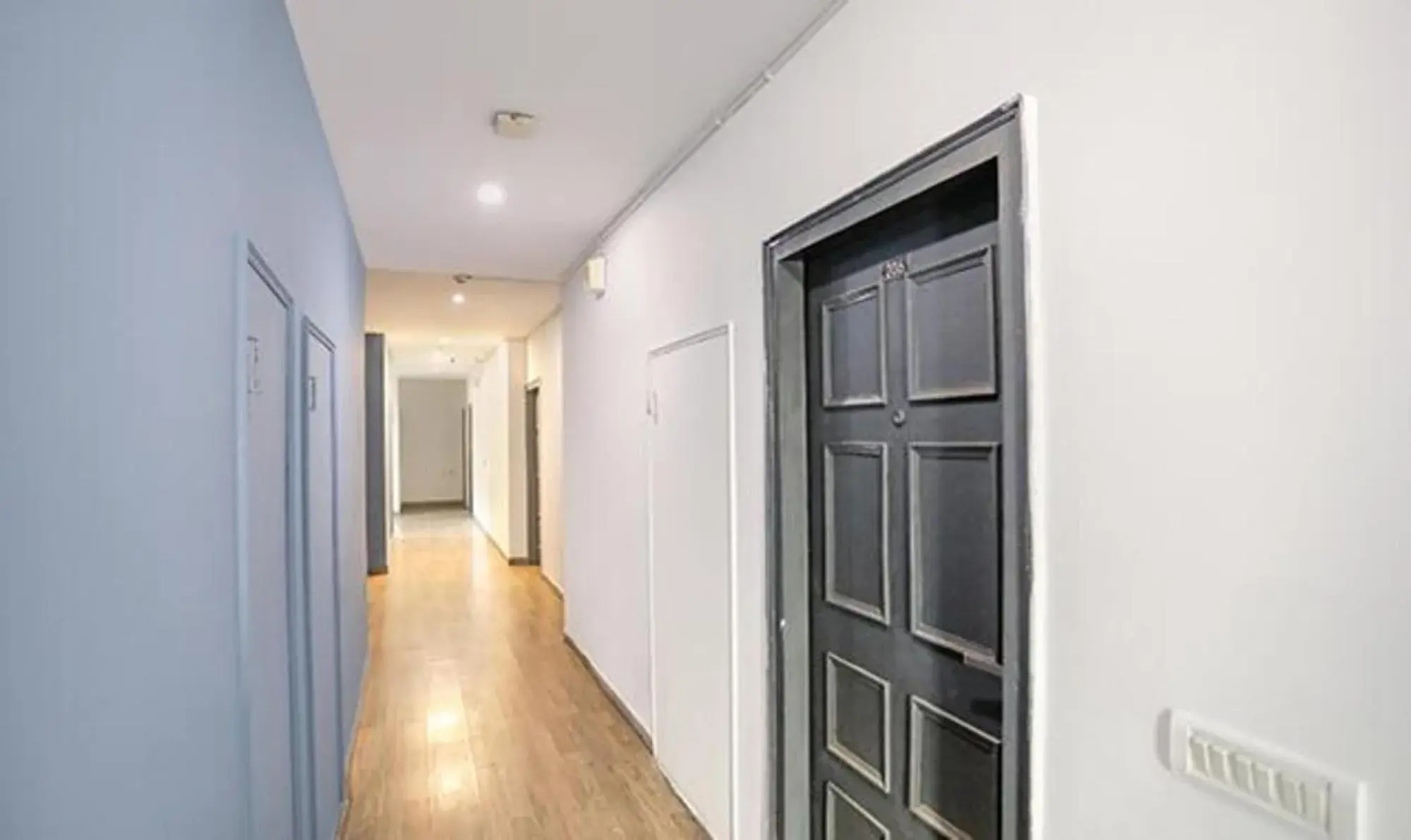 Lobby or reception in FabHotel F9 Sector 51 Lobby or reception in FabHotel F9 Sector 51