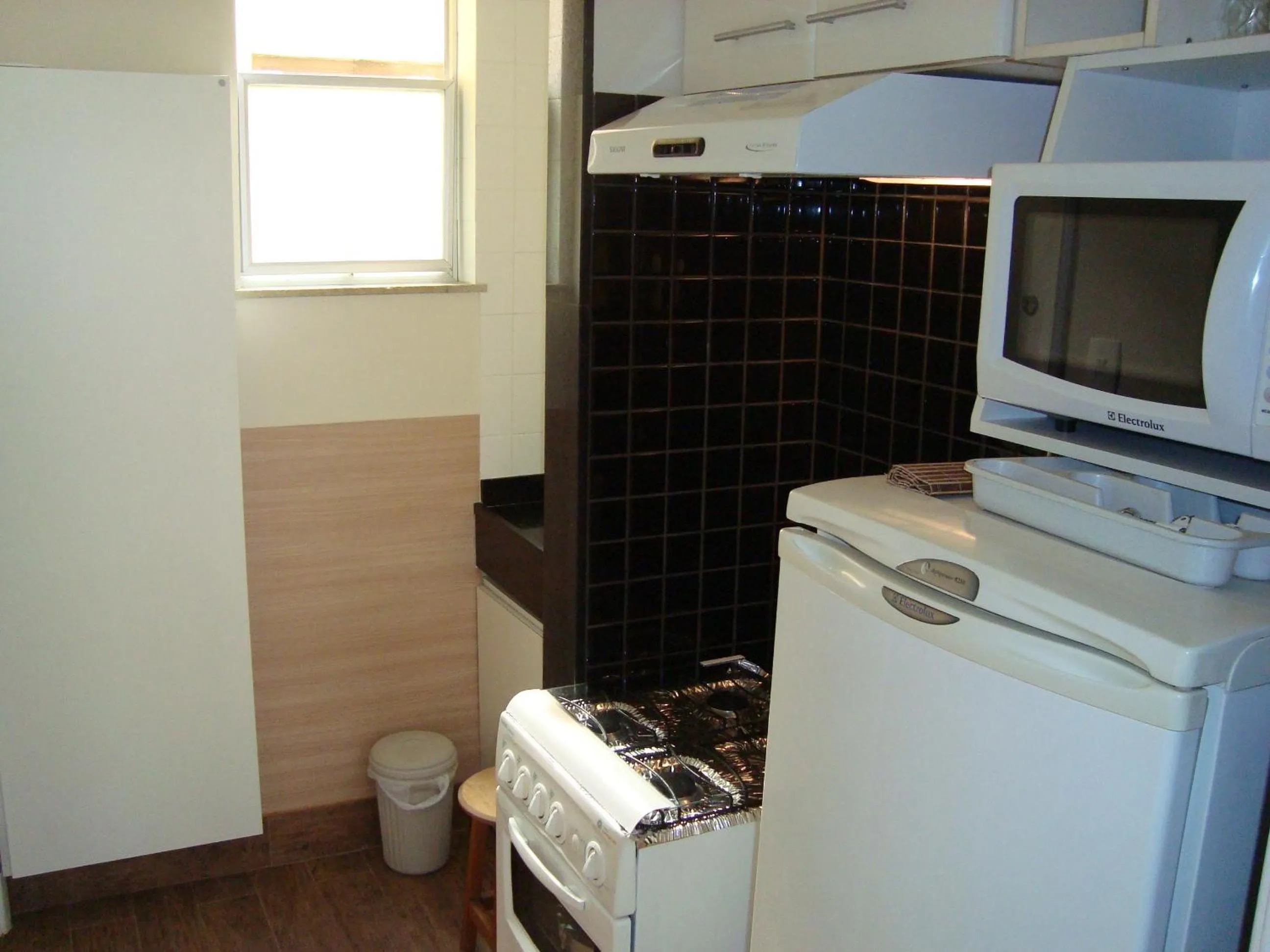 Kitchen or kitchenette in Alex Rio Flats Studio with Balcony