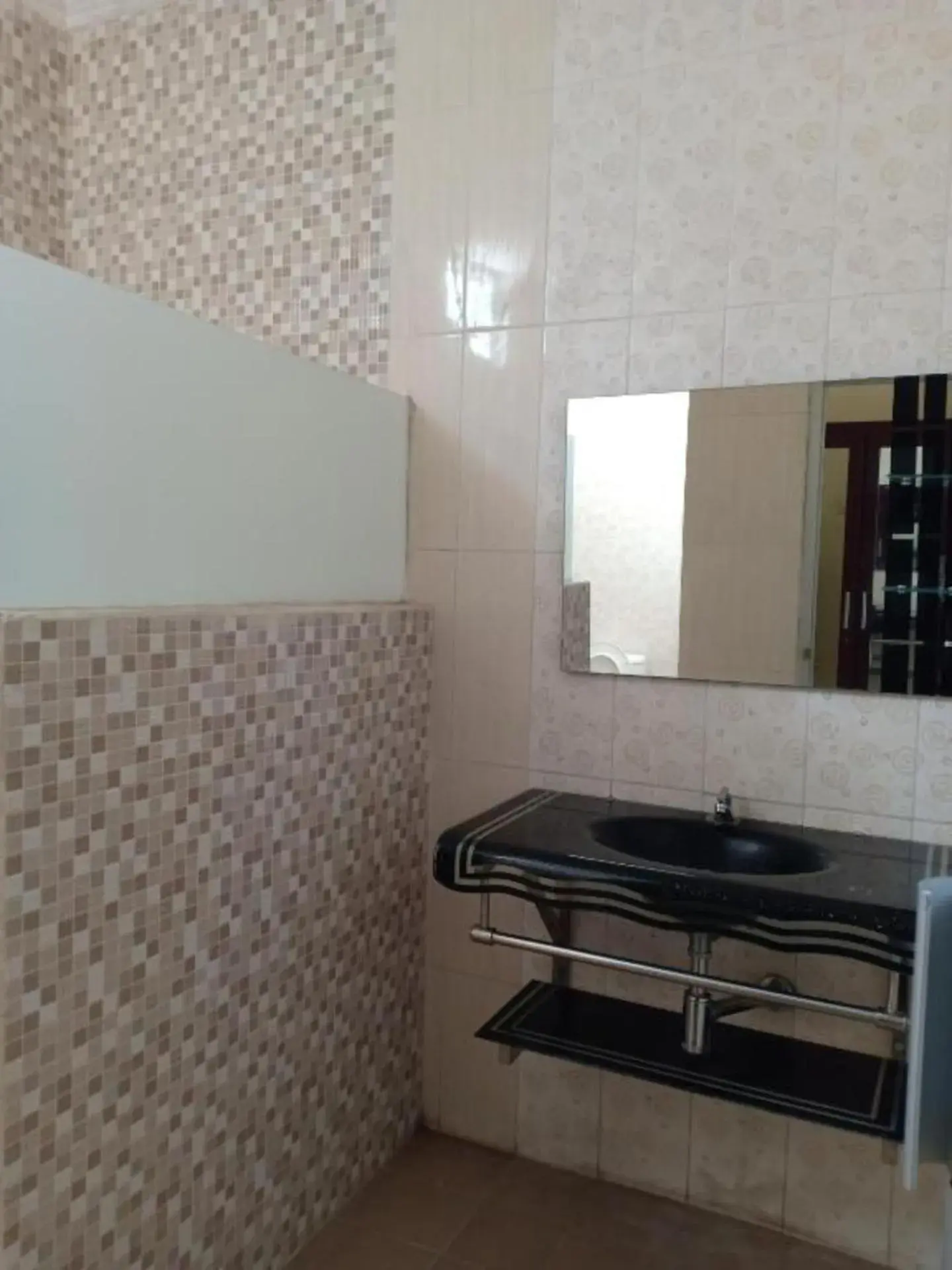 Photo of the whole room in Hotel Mutiara Baru Photo of the whole room in Hotel Mutiara Baru