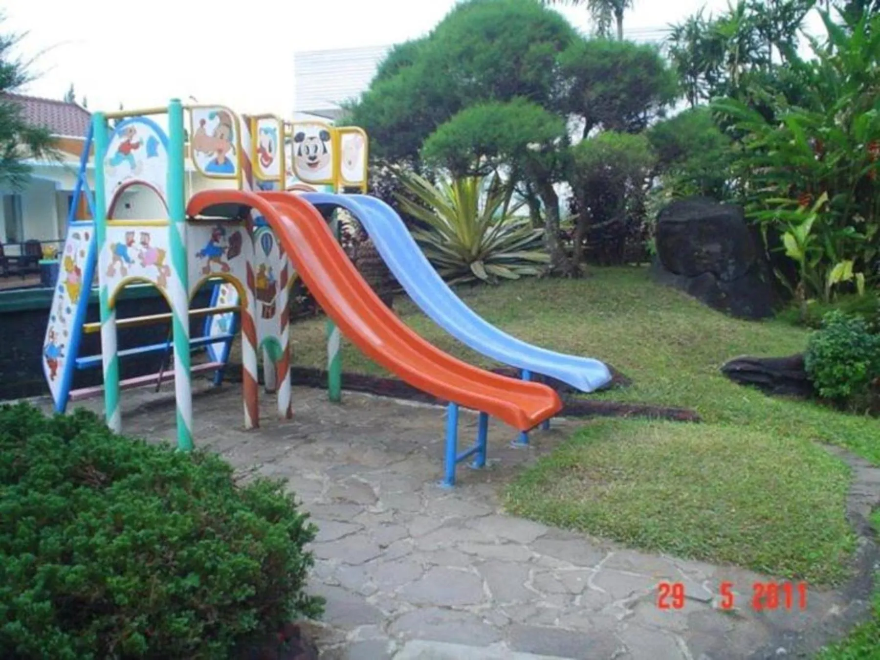 Property building in Hotel Mutiara Baru