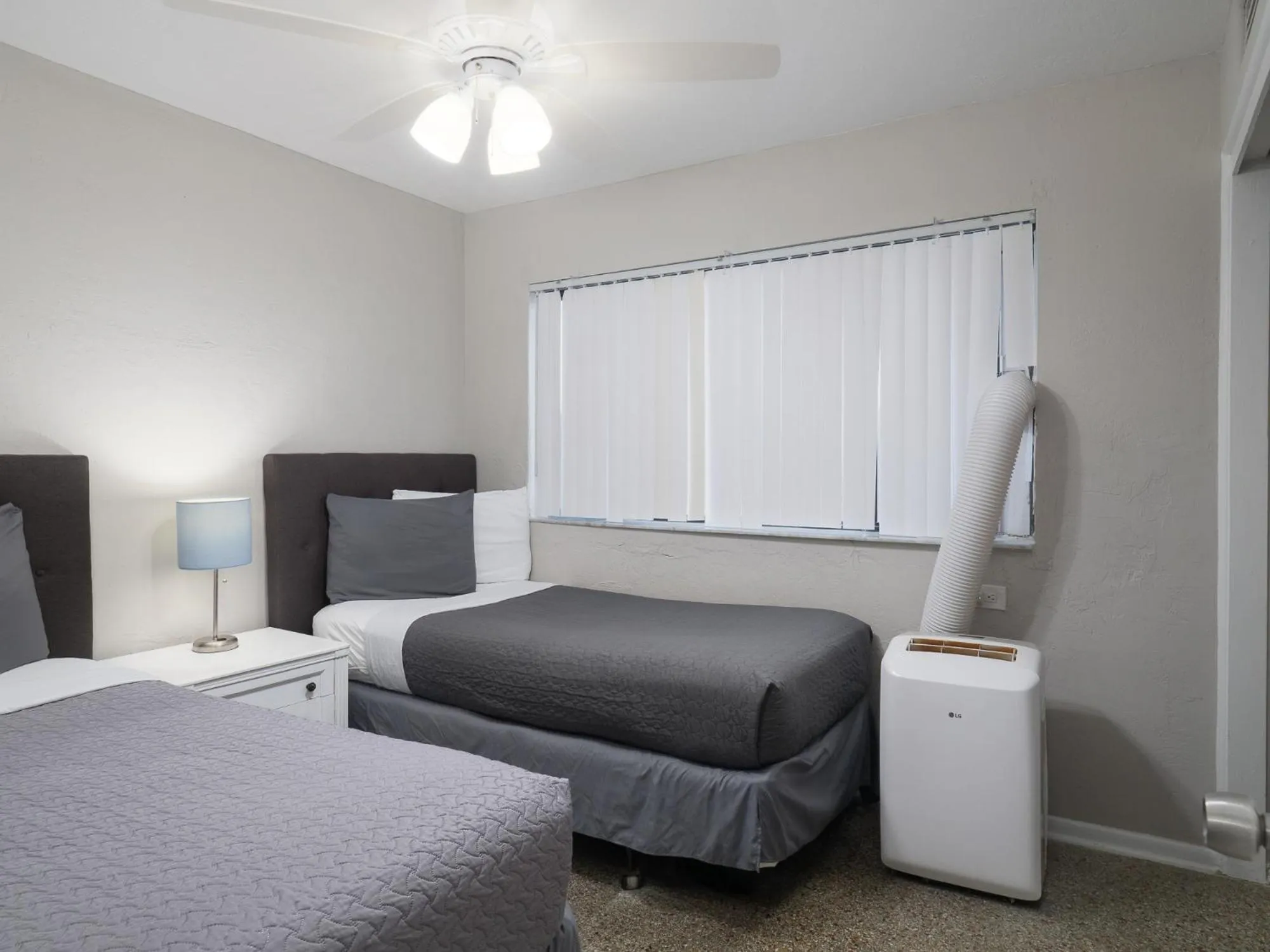 Bed in South Beach Inn - Cocoa Beach