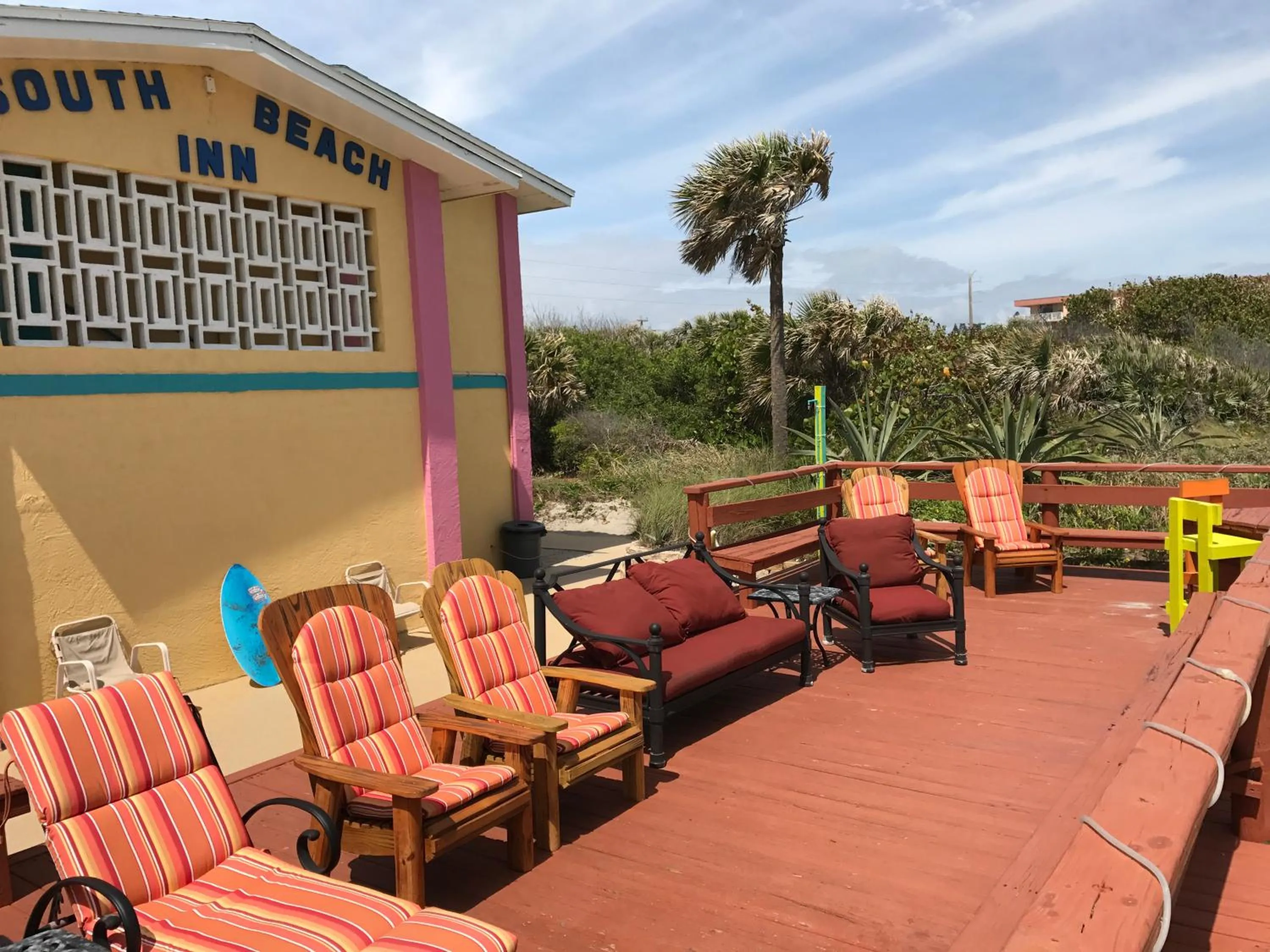 Property building in South Beach Inn - Cocoa Beach