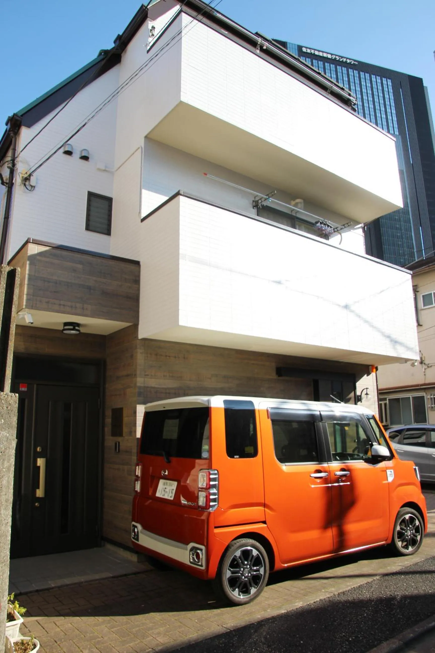 Facade/entrance in HAMA HILLS Shinjuku