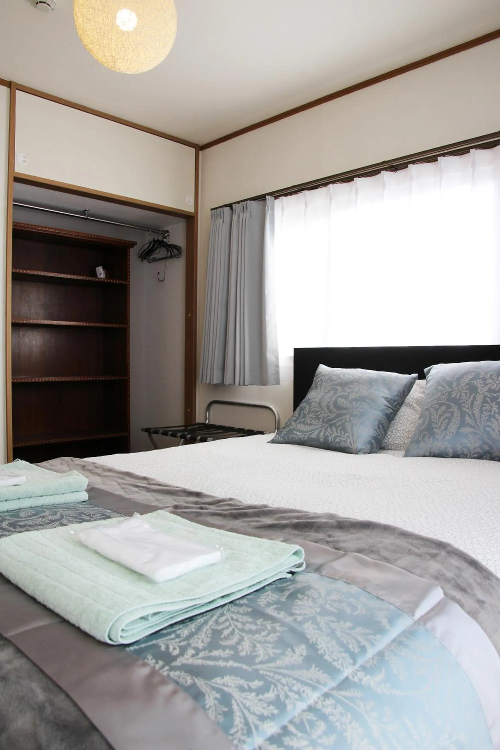 Bed in HAMA HILLS Shinjuku