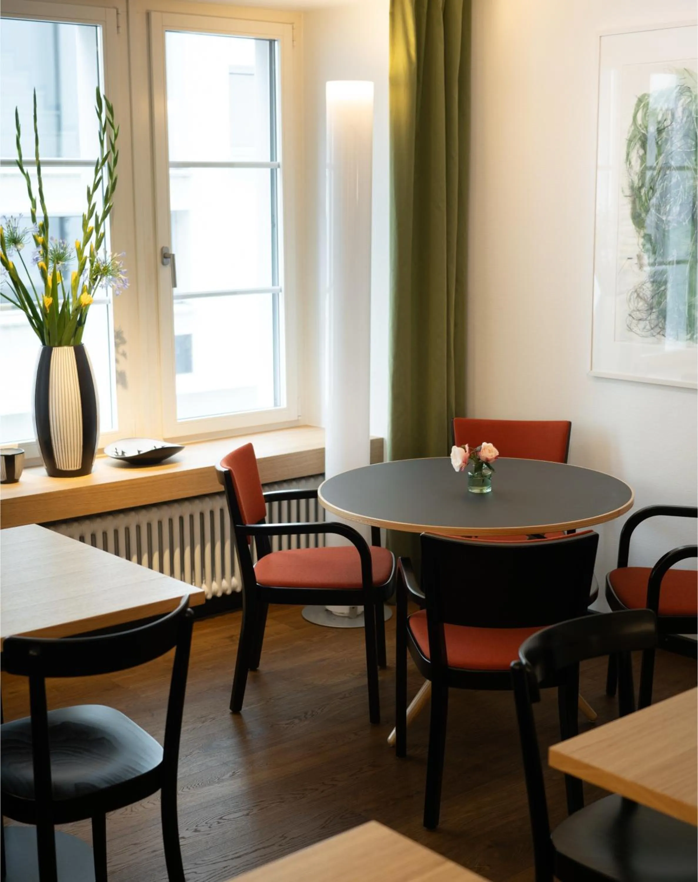 Restaurant/places to eat in Boutique Hotel Helmhaus Zürich