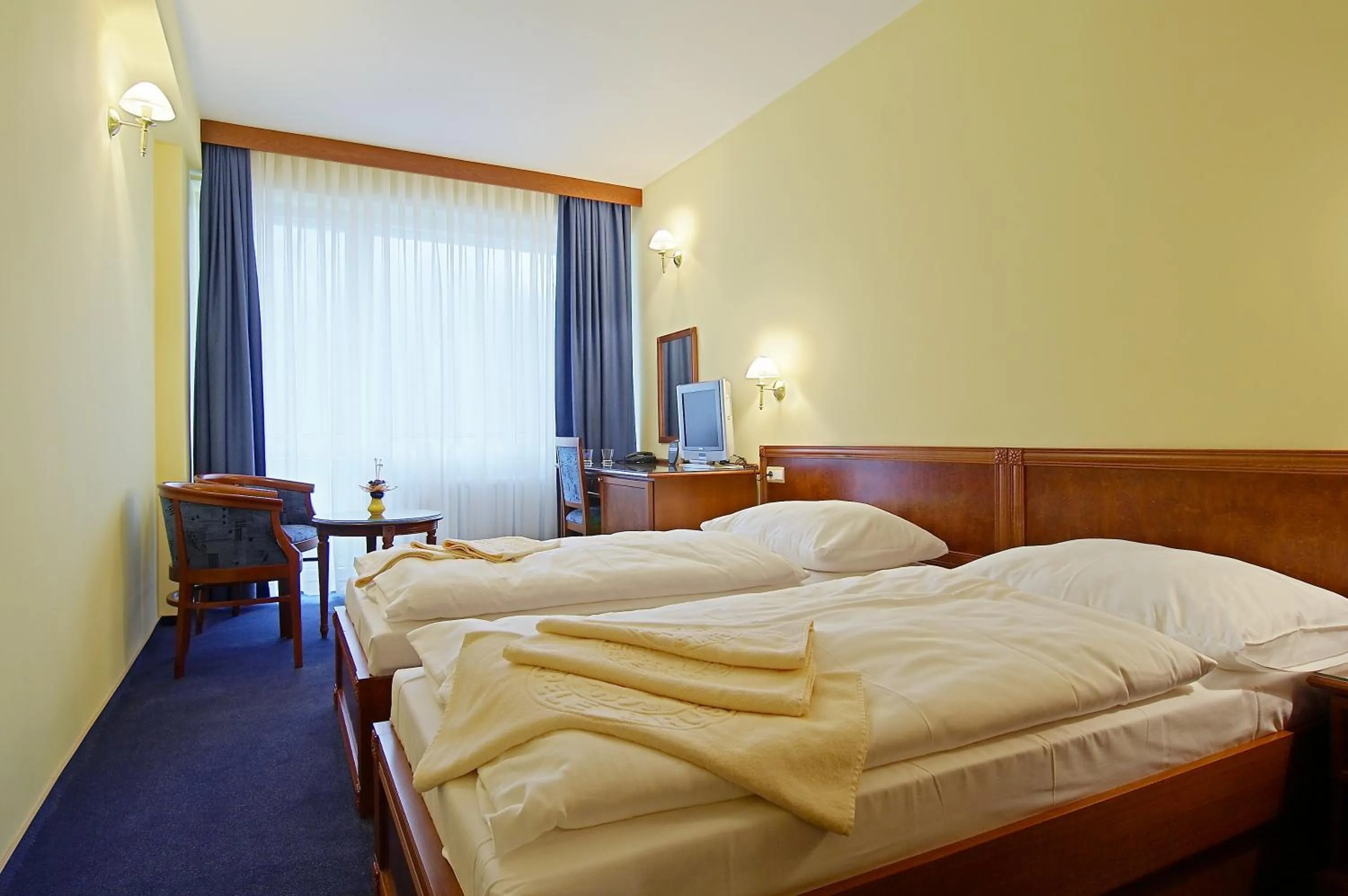 Bed in Kúpele Brusno - Kúpeľný hotel Poľana