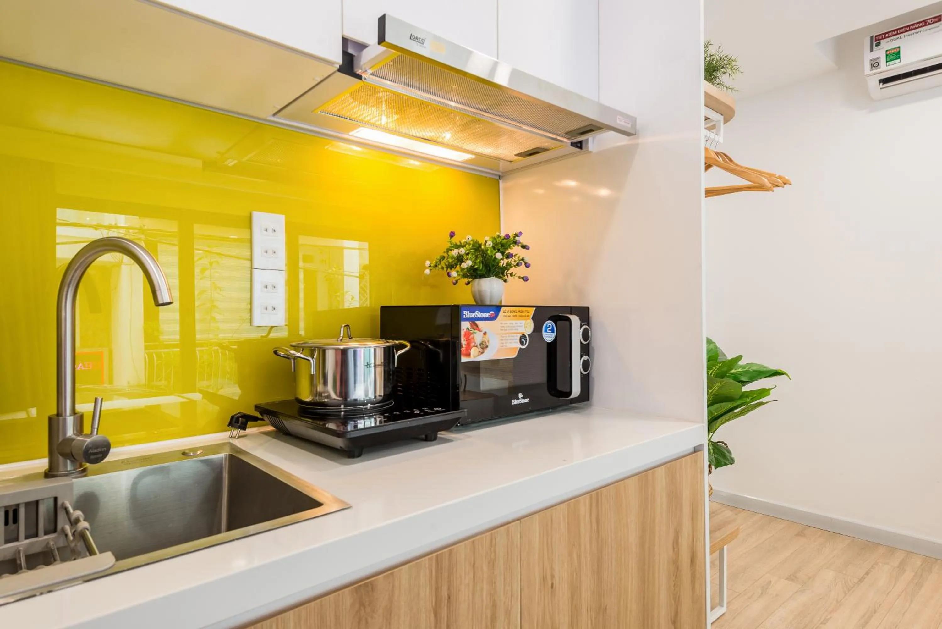 Kitchen or kitchenette in Cozrum Homes - Saphera Residence