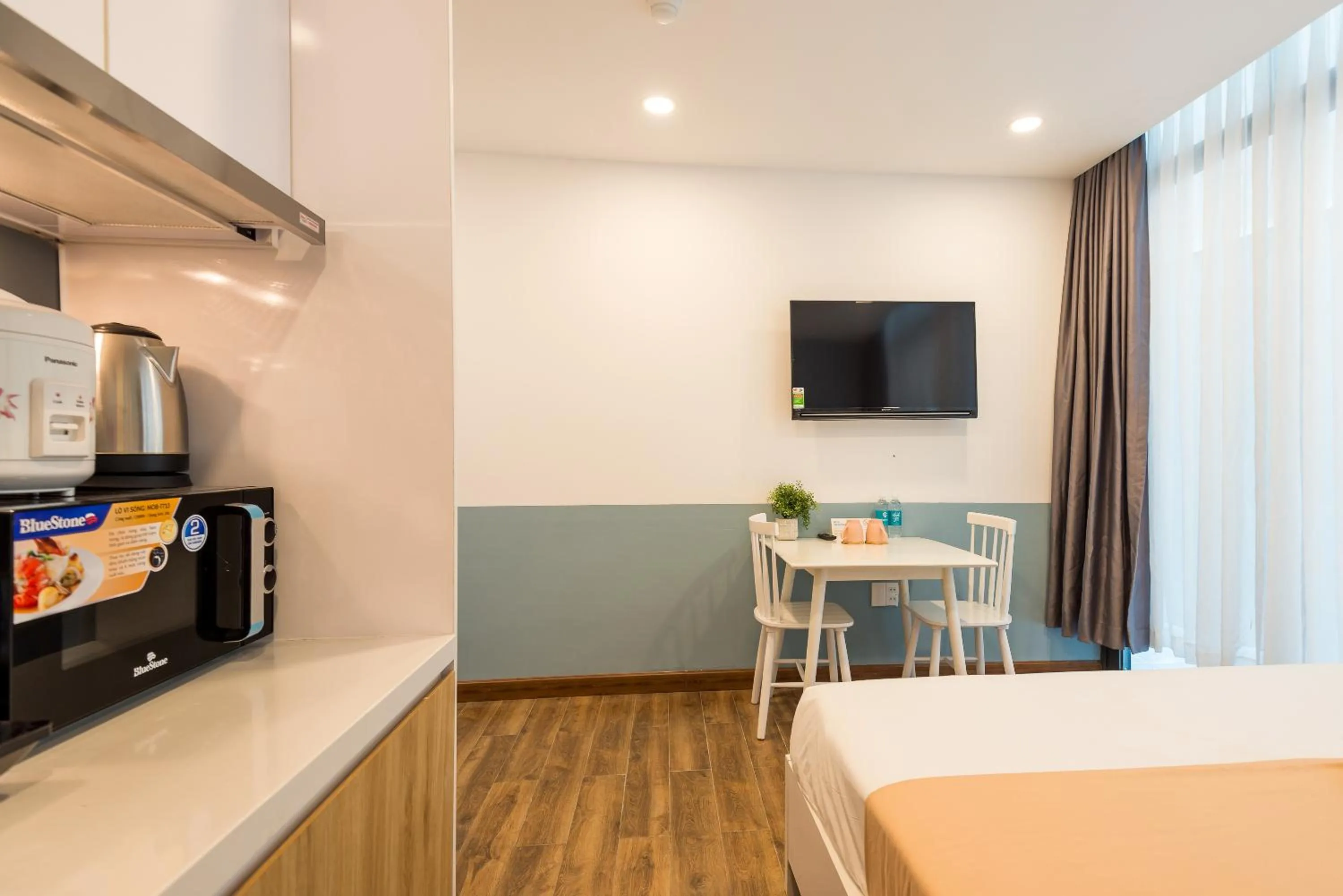 TV and multimedia in Cozrum Homes - Saphera Residence