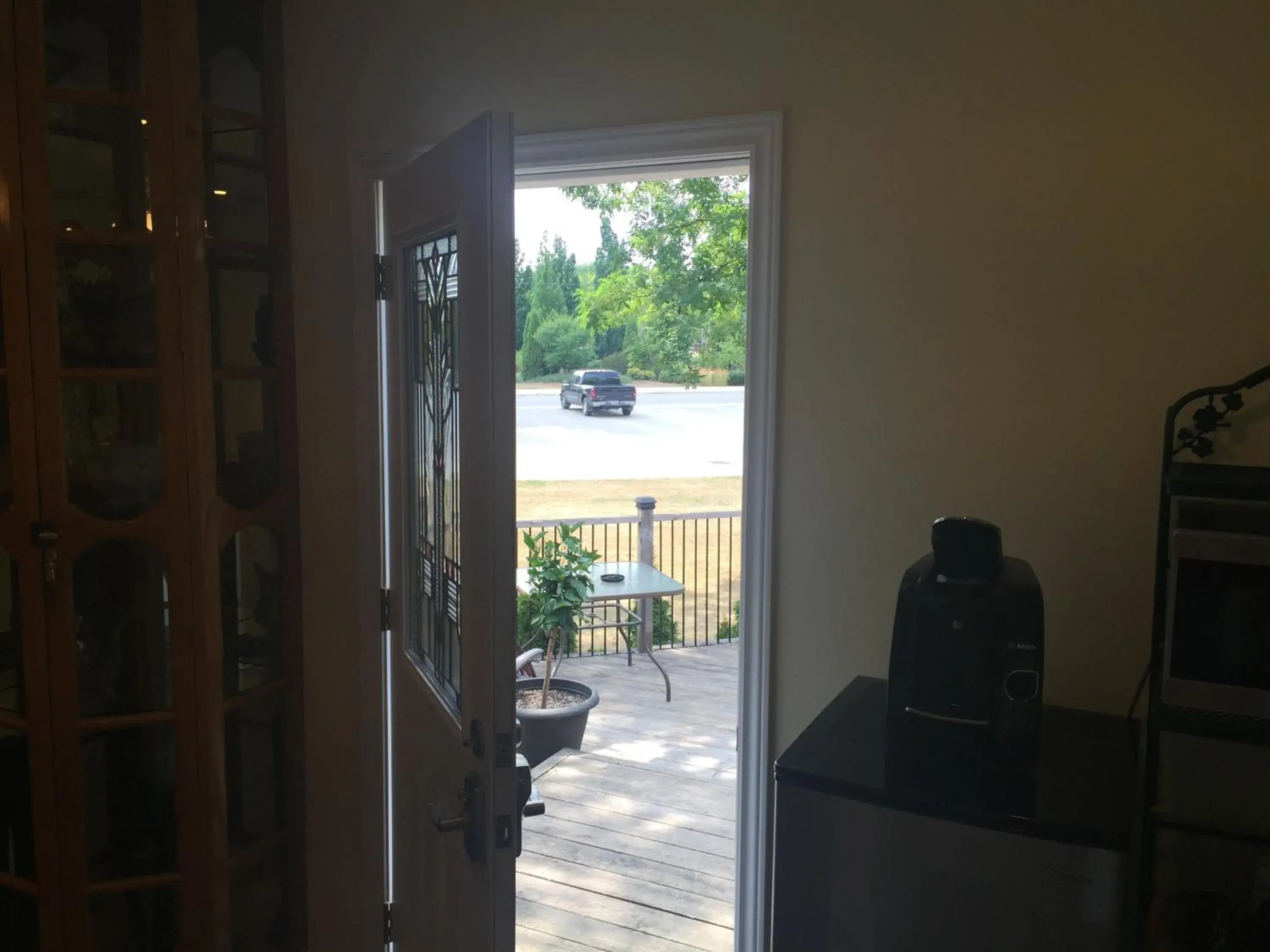 Deluxe Queen Suite in Grey Rose Suites Deluxe Queen Suite in Grey Rose Suites