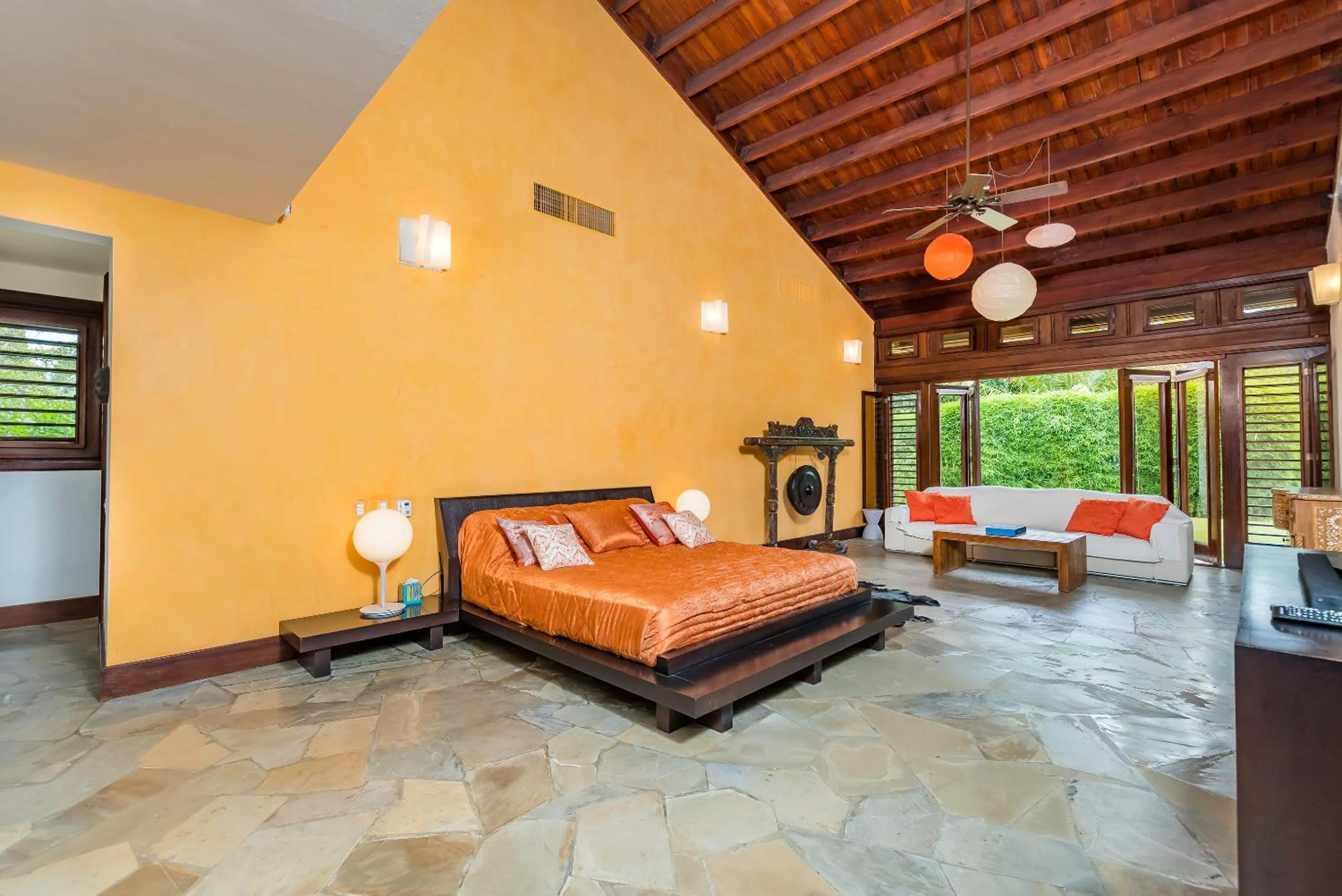 Bed in Unique Villa with Ocean and River Views - Staff & Golf Carts