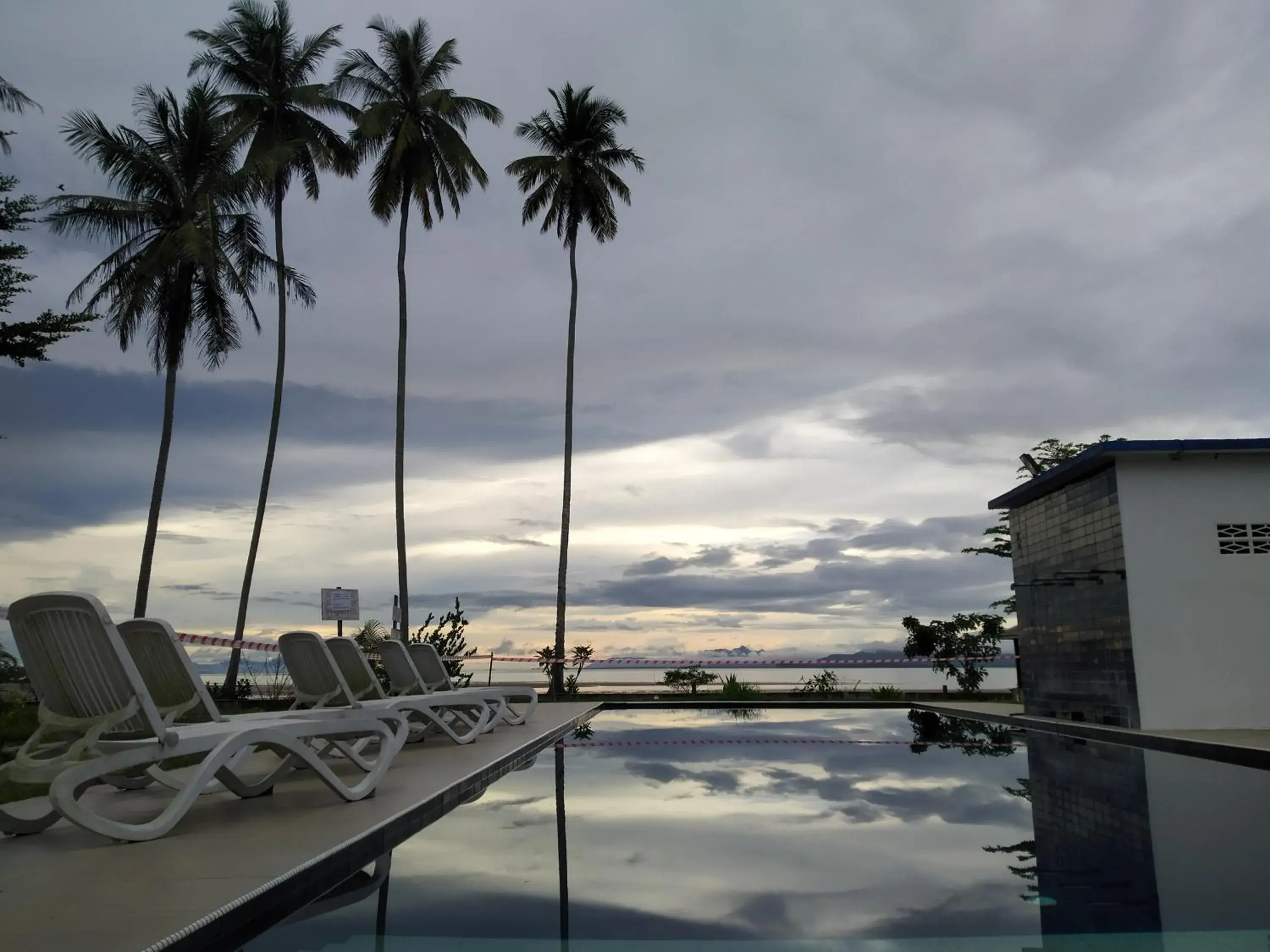 Swimming pool in Rafflesia Resort Swimming pool in Rafflesia Resort