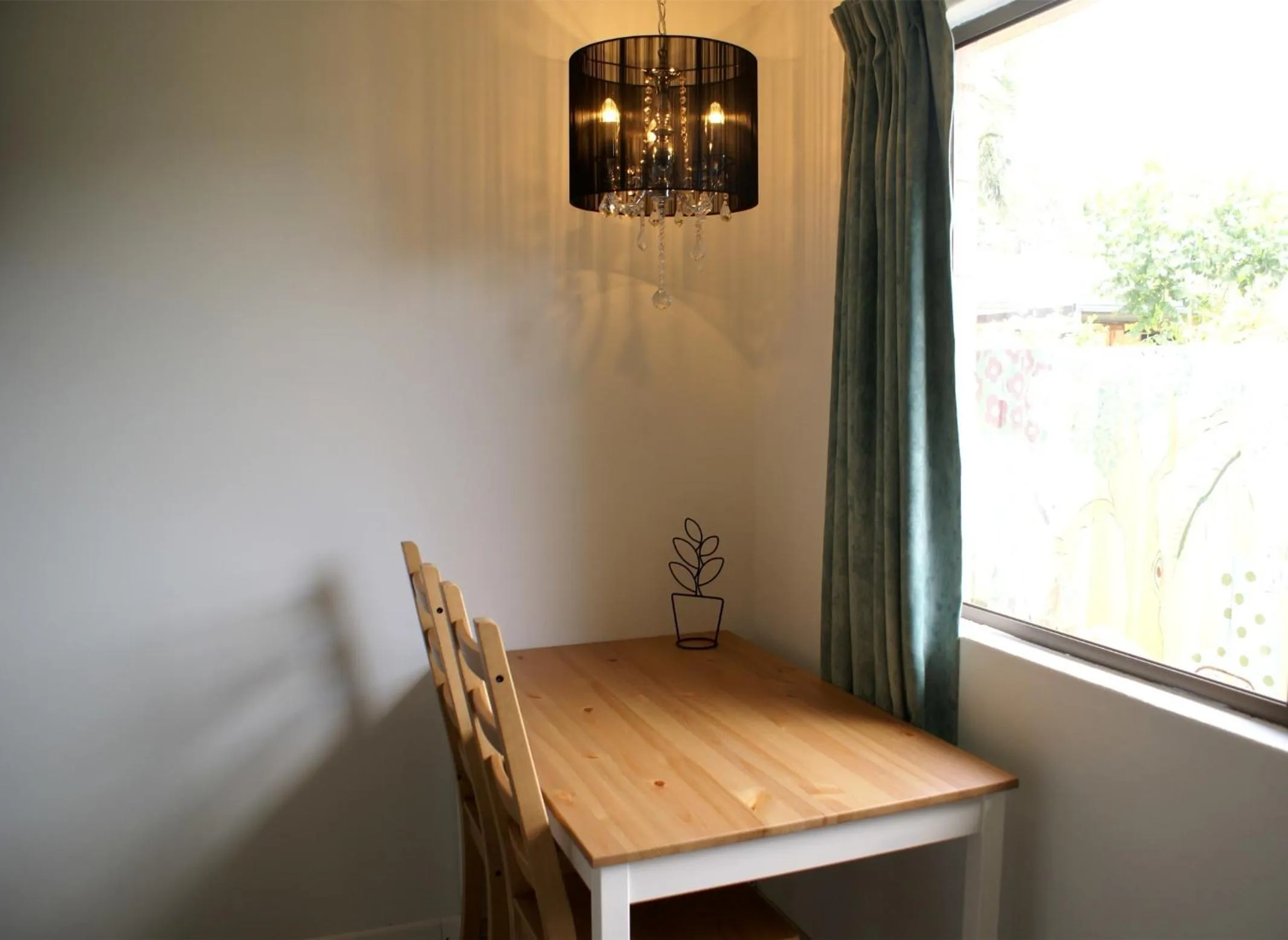 Living room in Mackay Motor Inn