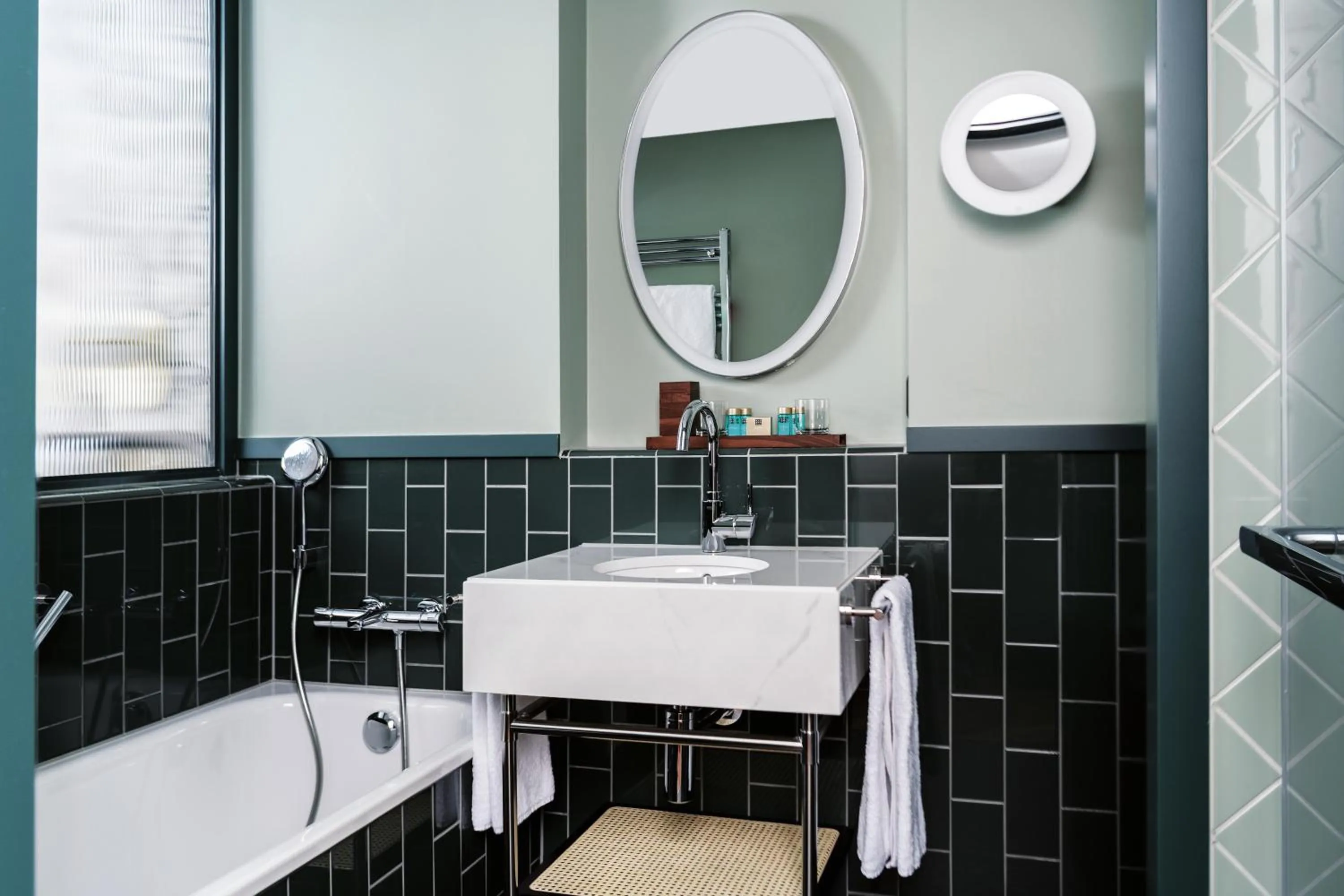 Toilet in Sorell Boutique-Hotel Seidenhof Zürich