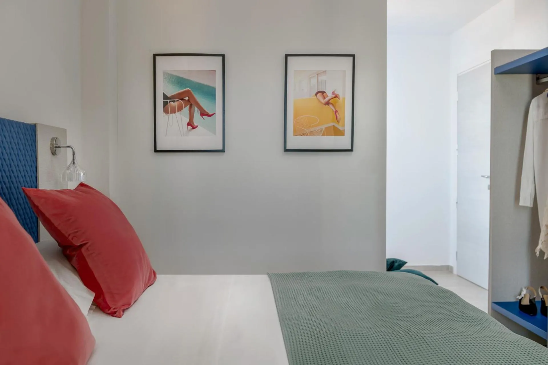 Bed in Hotel Rainbow ***S