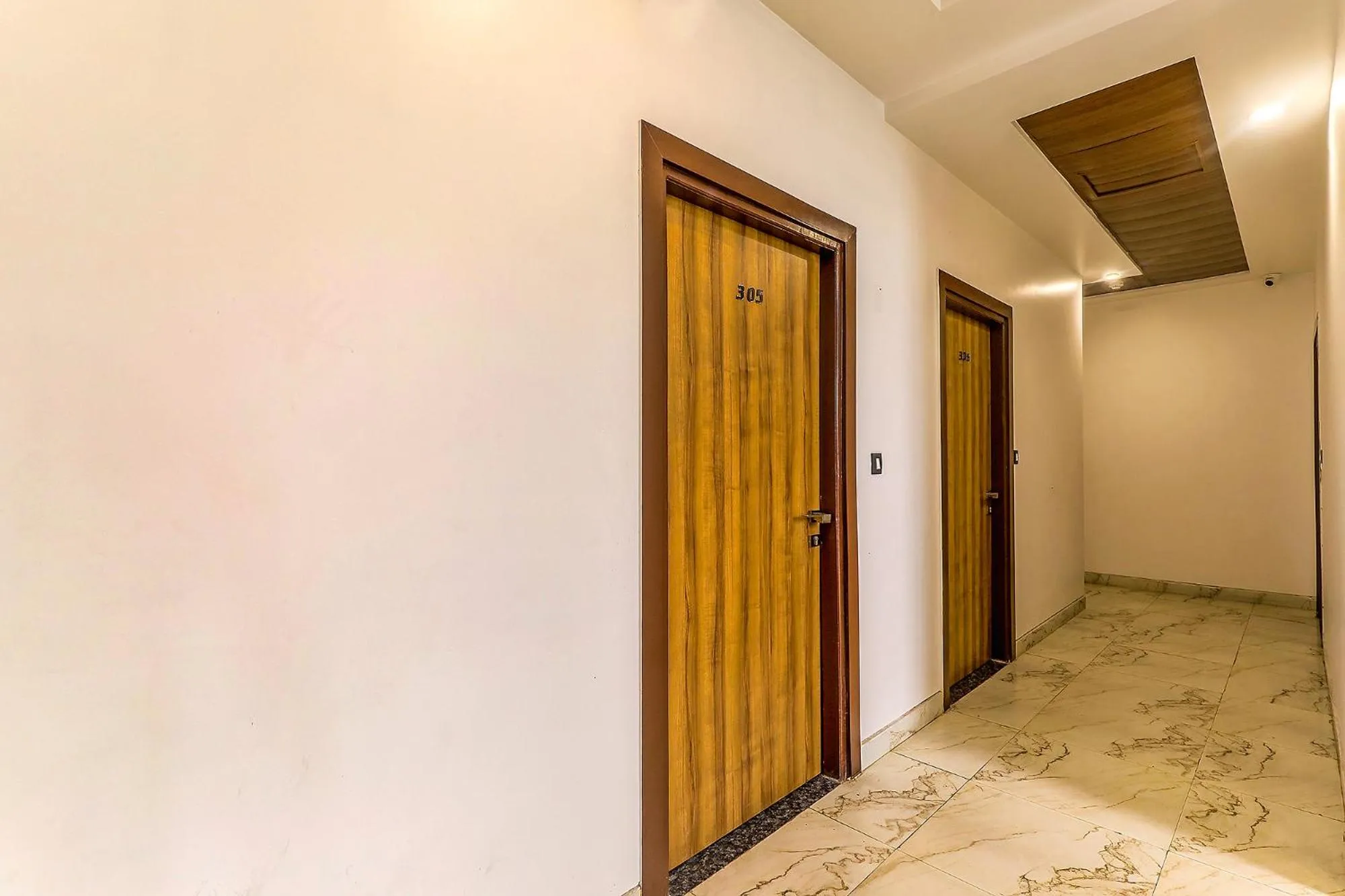 Lobby or reception in FabExpress Global Inn New