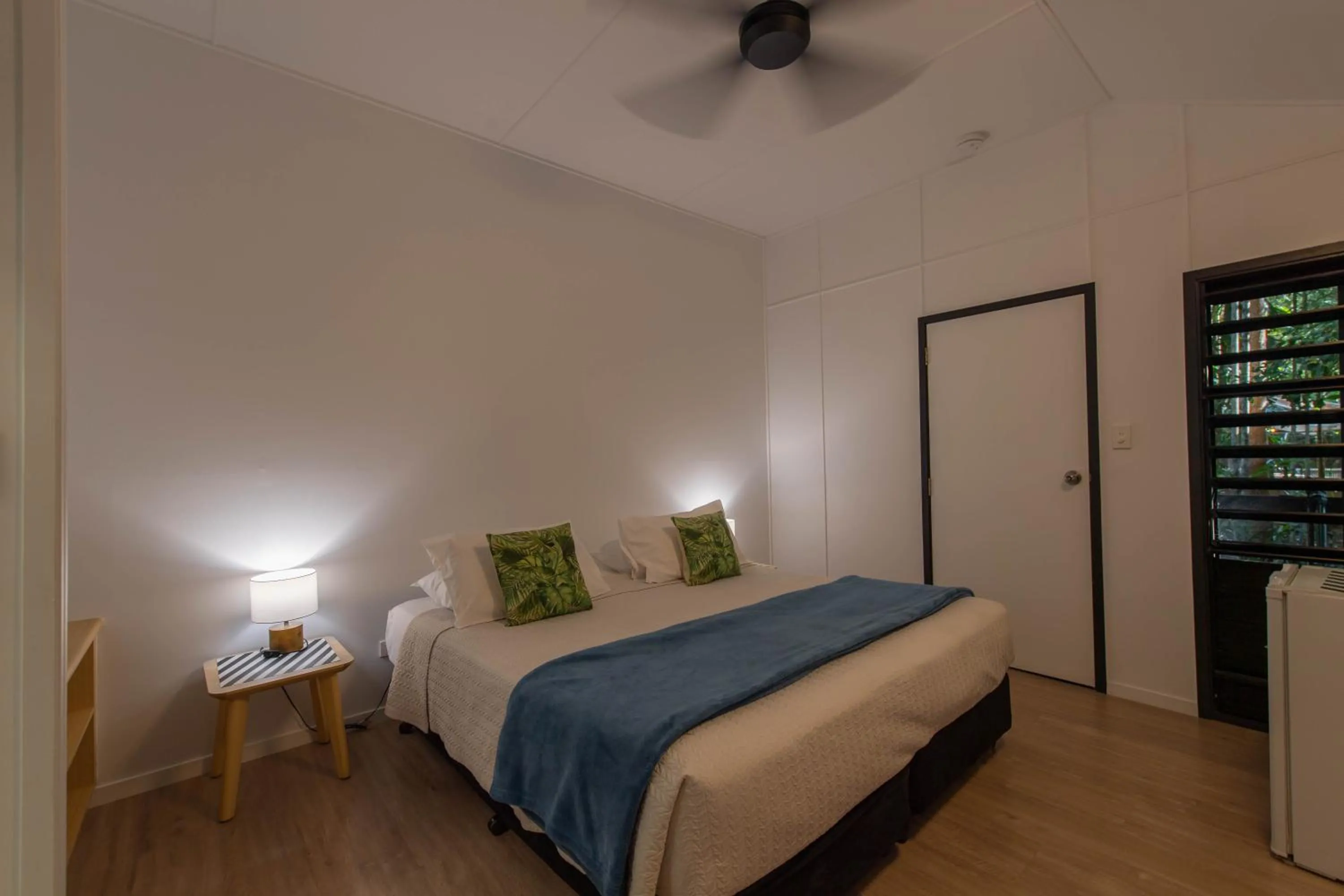 Bedroom, Bed in Cape Trib Beach House